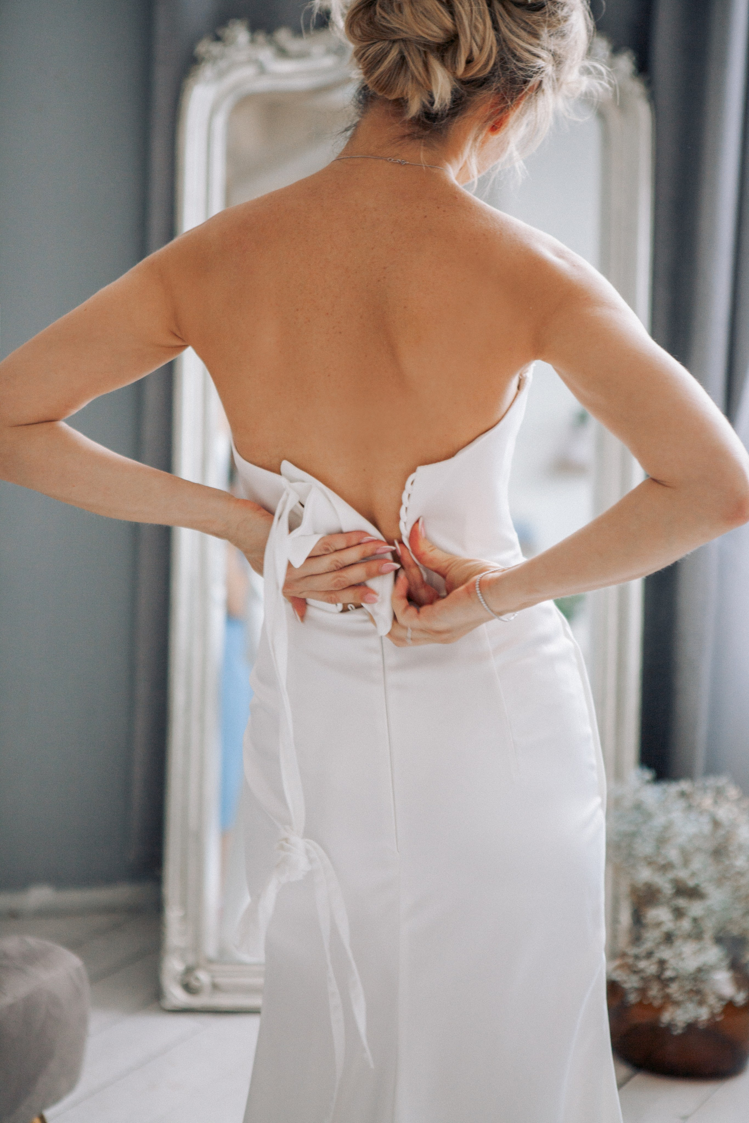 Утро невесты и фотосессия в гостинице radisson collection hotel moscow бывшая гостиница украина. Фотограф Ольга Ефремова