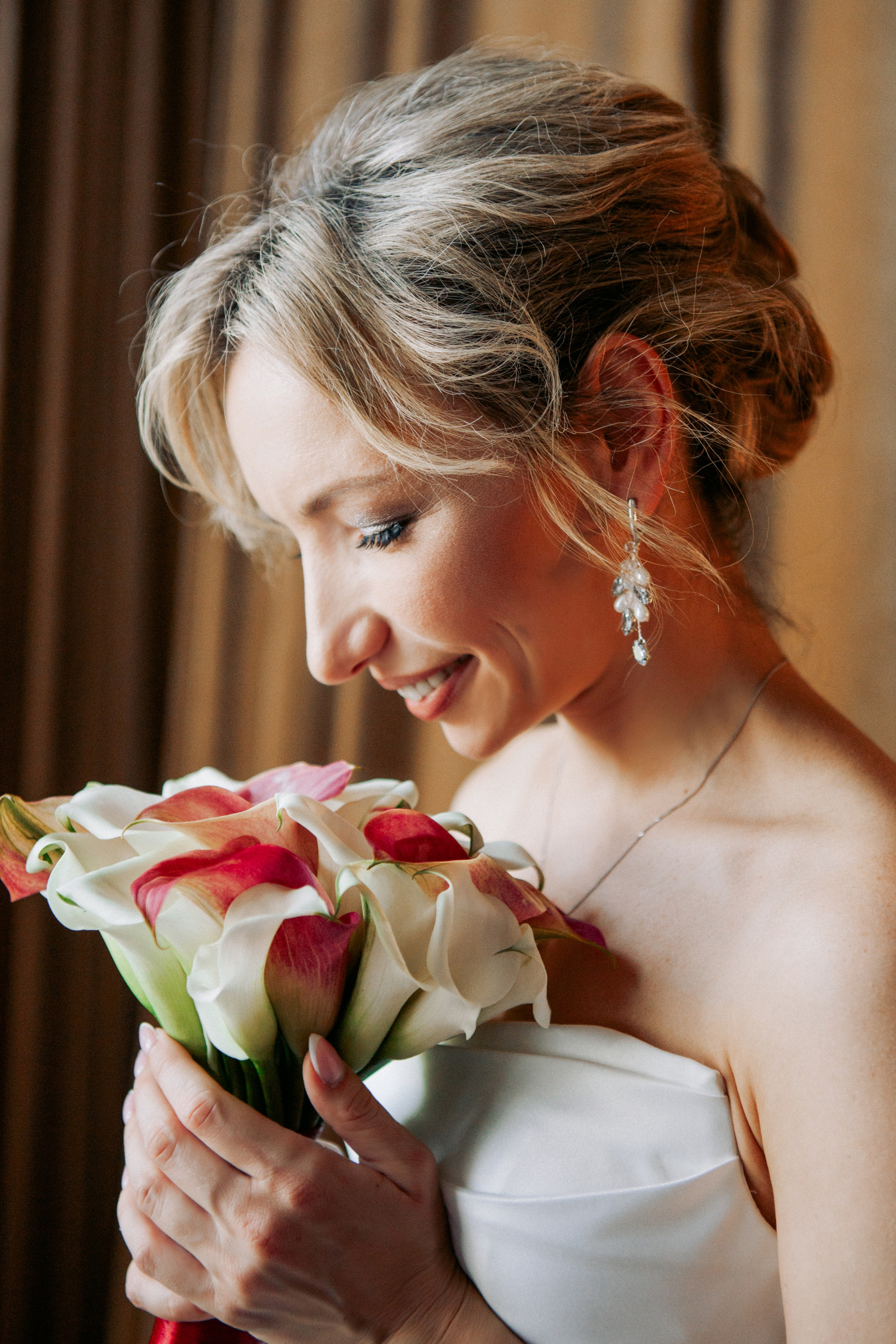 Утро невесты и фотосессия в гостинице radisson collection hotel moscow бывшая гостиница украина. Фотограф Ольга Ефремова