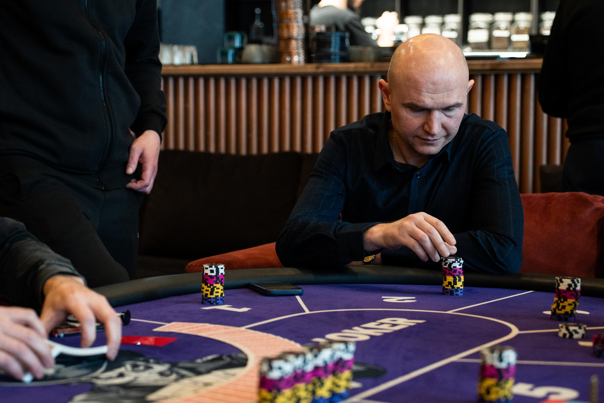 Joker Poker Club 28.02.2026. Коммерческий и художественный фотограф и видеограф в Москве Арсений Тургенев