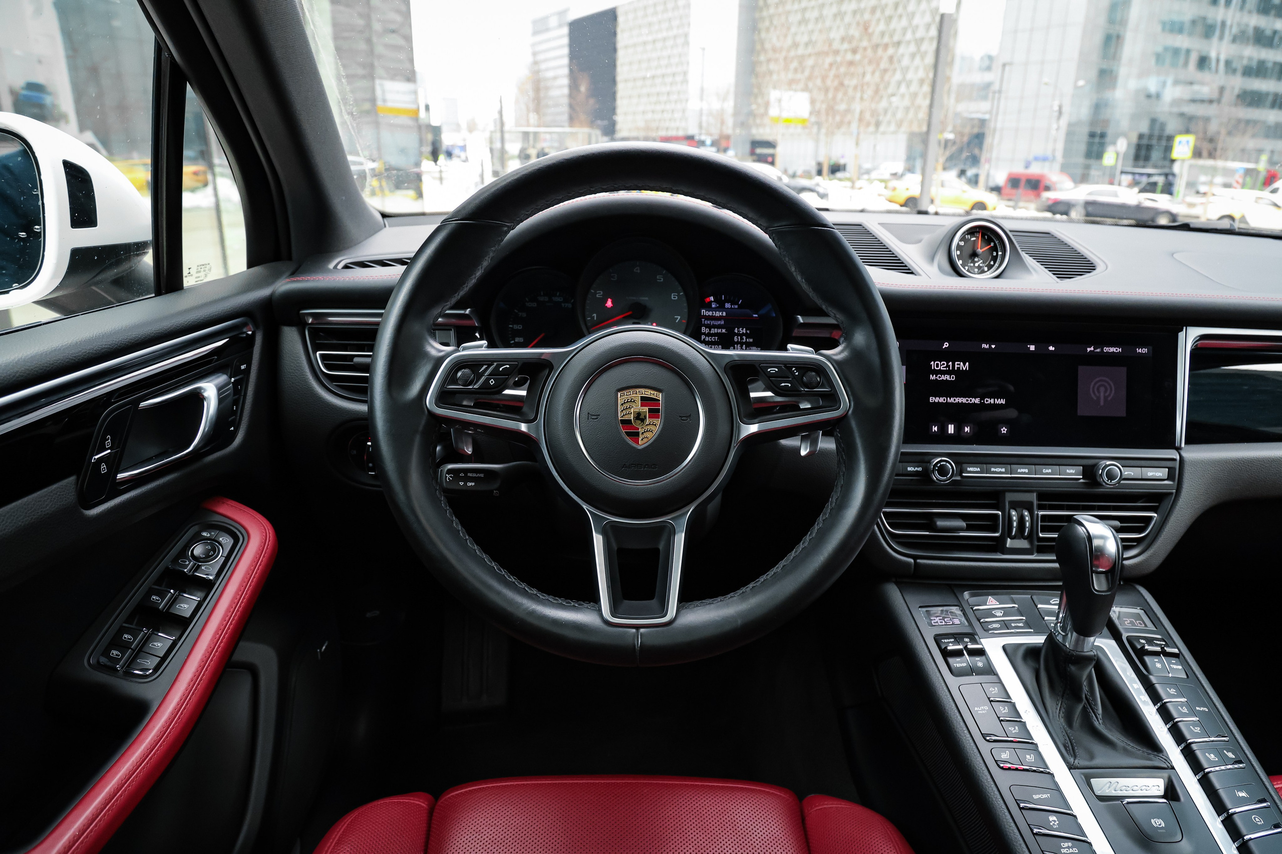 2021 PORSCHE MACAN S. Mixturecaptures