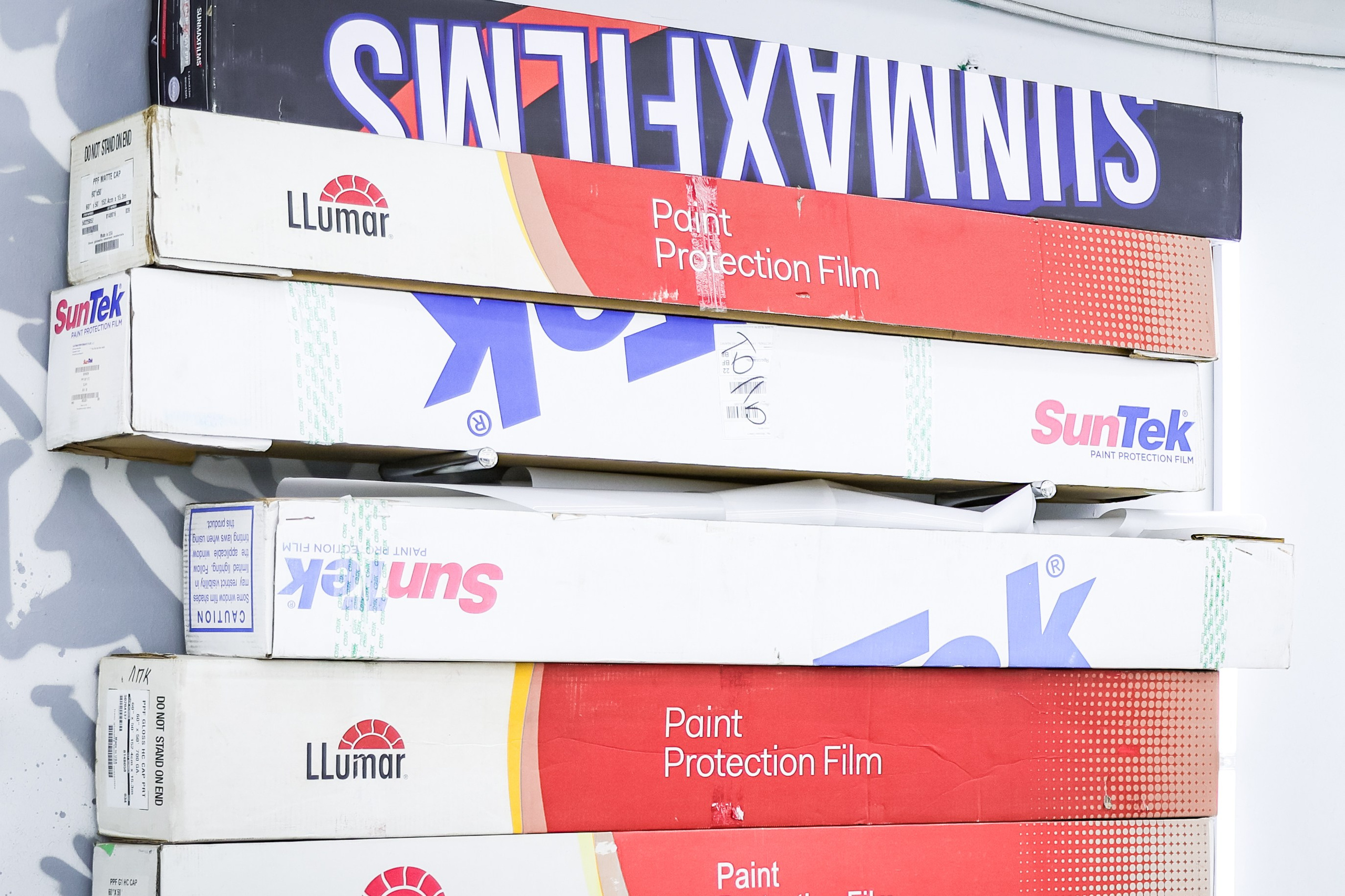 LUXE AUTO DETAILING. Mixturecaptures