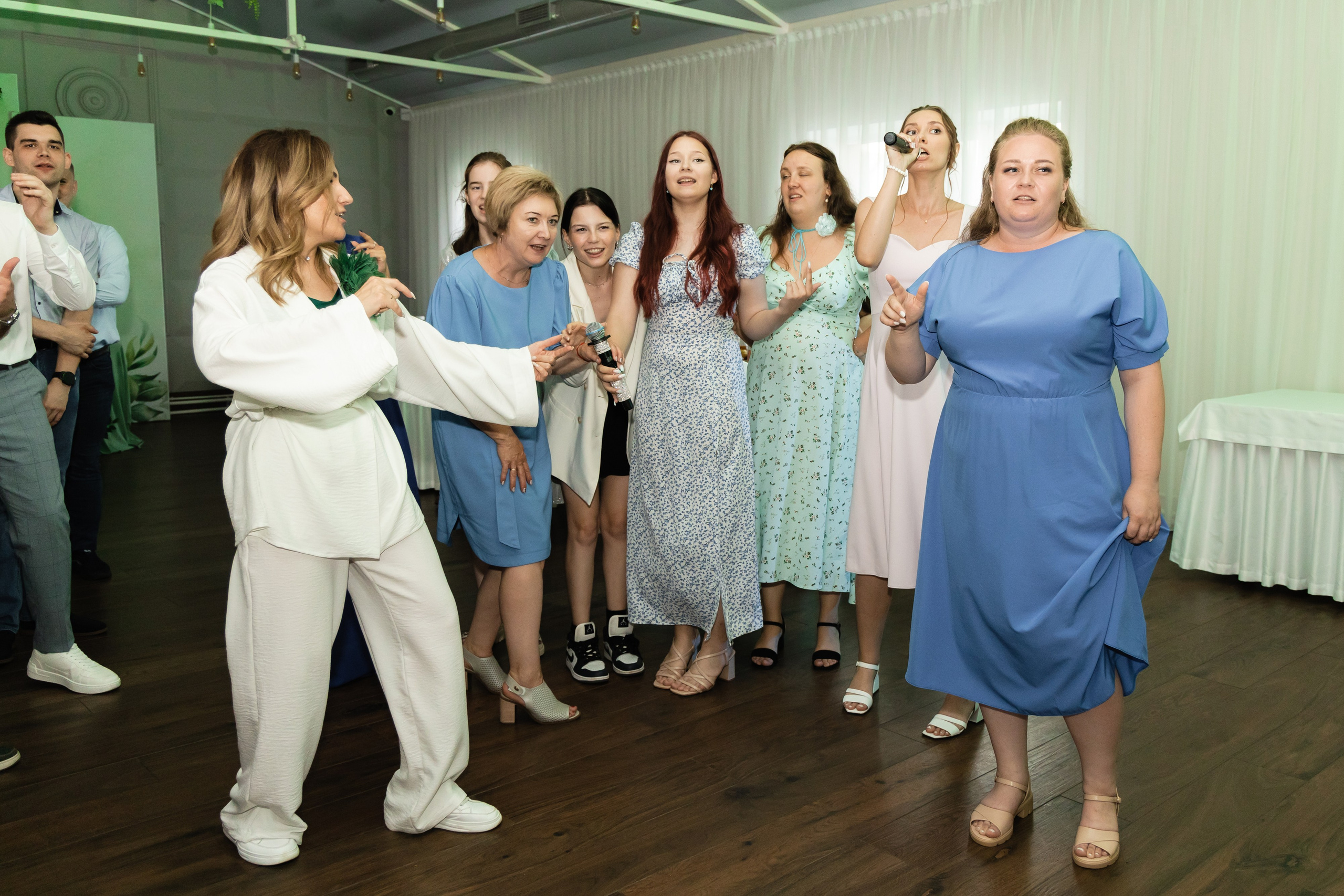 Алёна и Денис (полный день). Фотограф в Барнауле Юлия Садвокасова