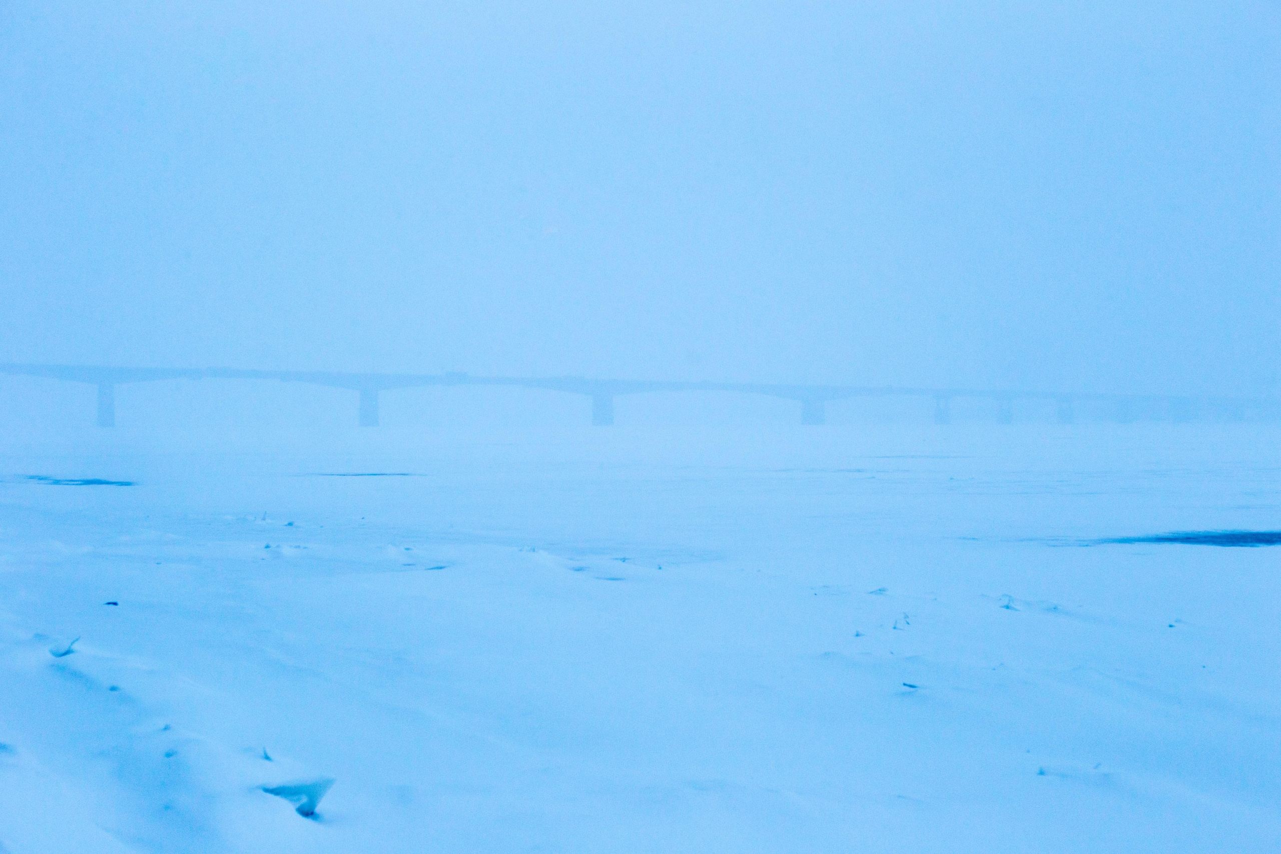 Фотосессия на набережной зимой. Фотограф Пермь. Фотосессия в фотостудии Перми и на свежем воздухе