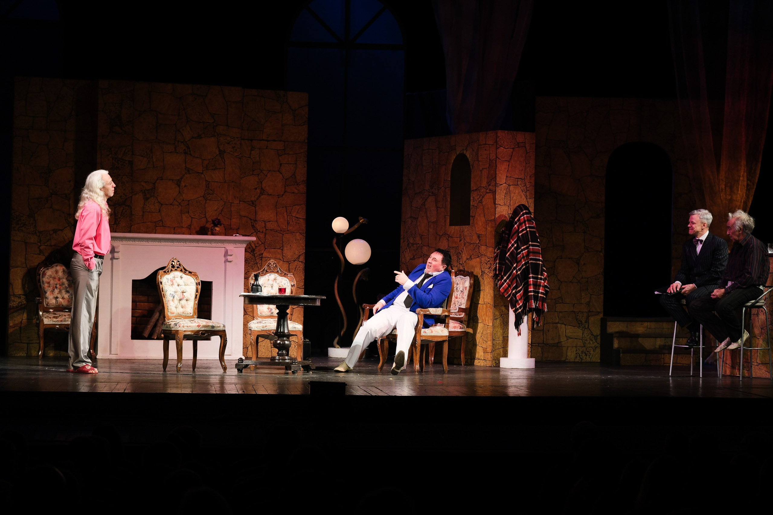 Ужин с дураком. Фотограф Анатолий Деникин