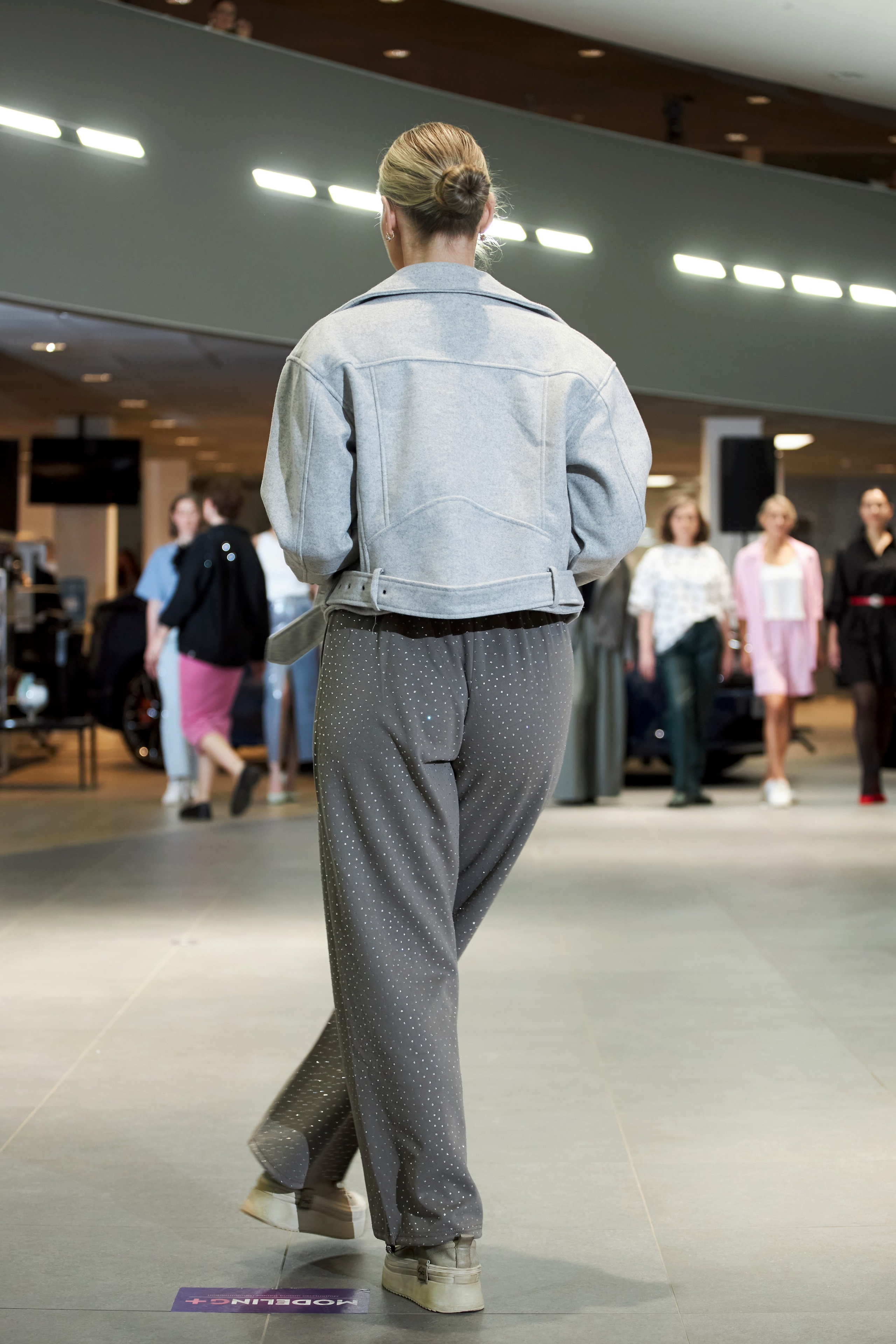 Репортаж «Жара в Городе». Фотограф Алексей Яковлев
