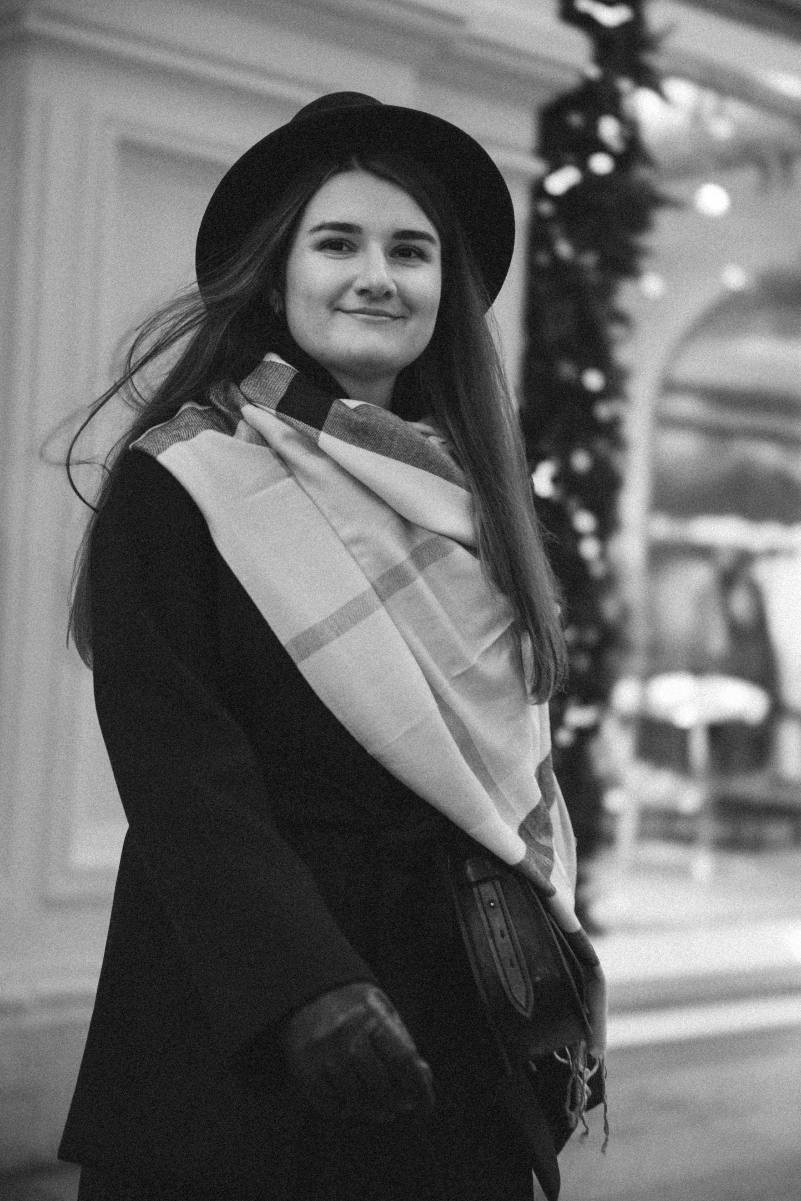 ДАША. Я фотограф из Москвы к Вашим услугам