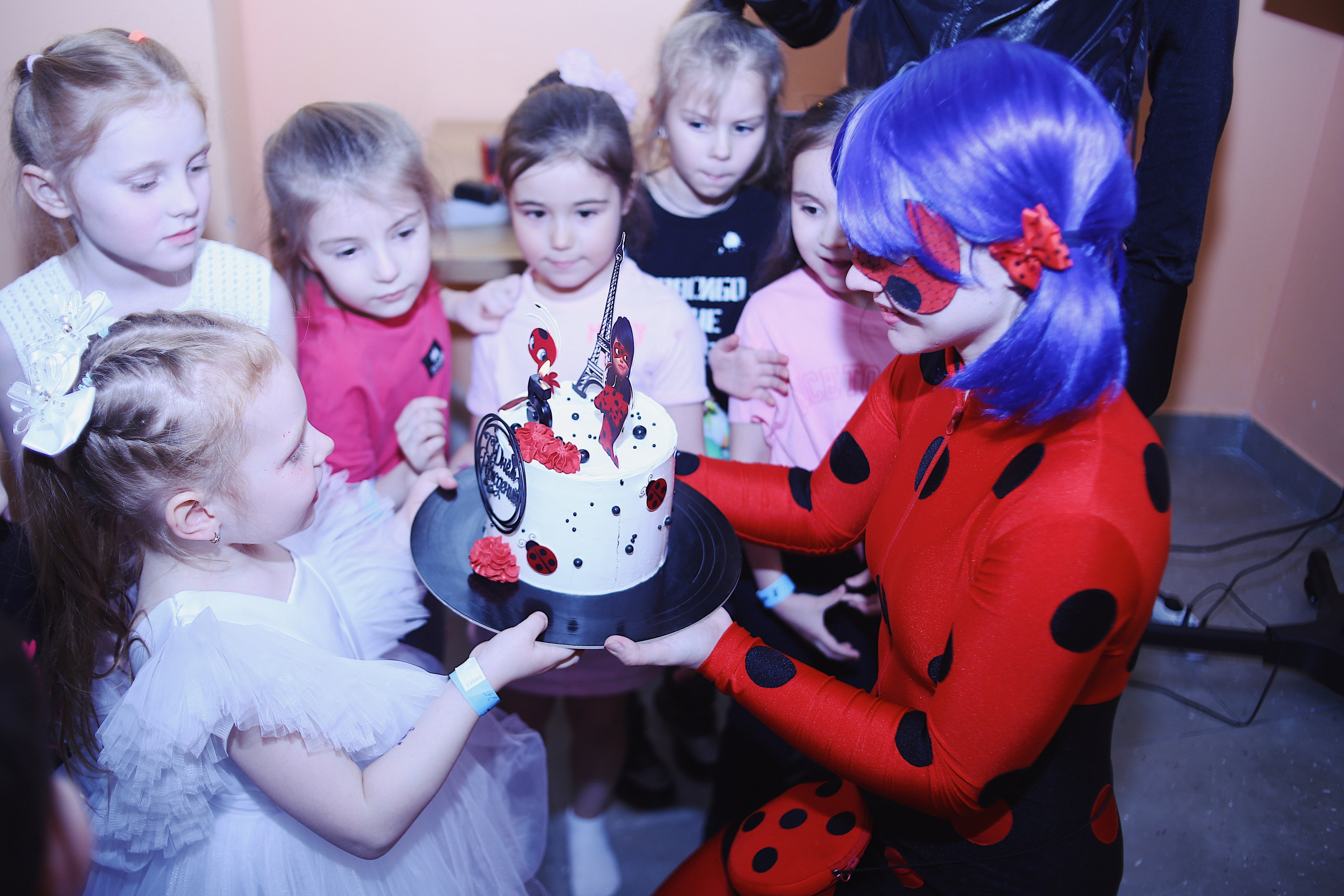 Василиса. 5 лет. Фотограф Пирумян Анна. г. Сургут, г. Воронеж