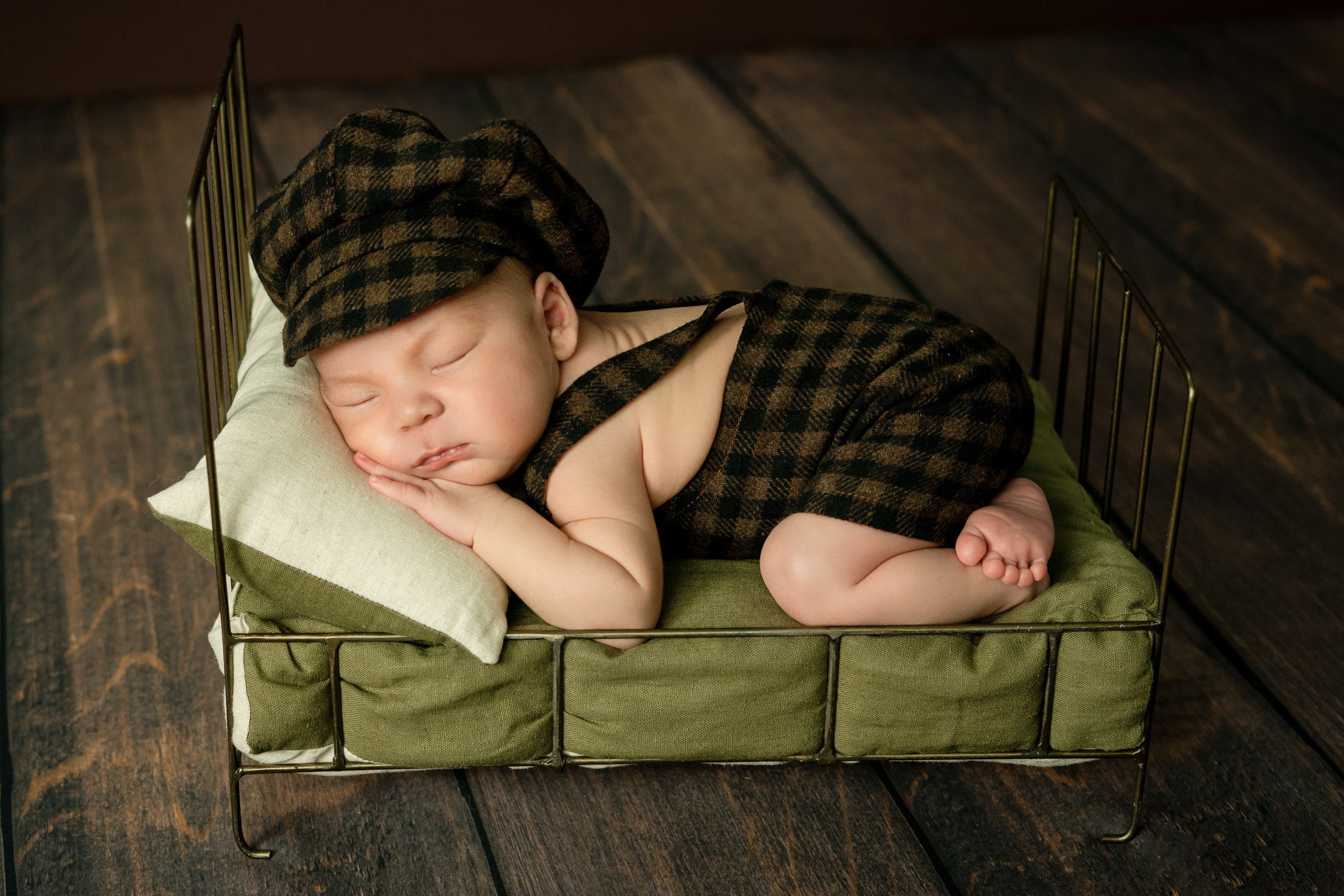 Новорожденные. Фотограф новорожденных Тюмень