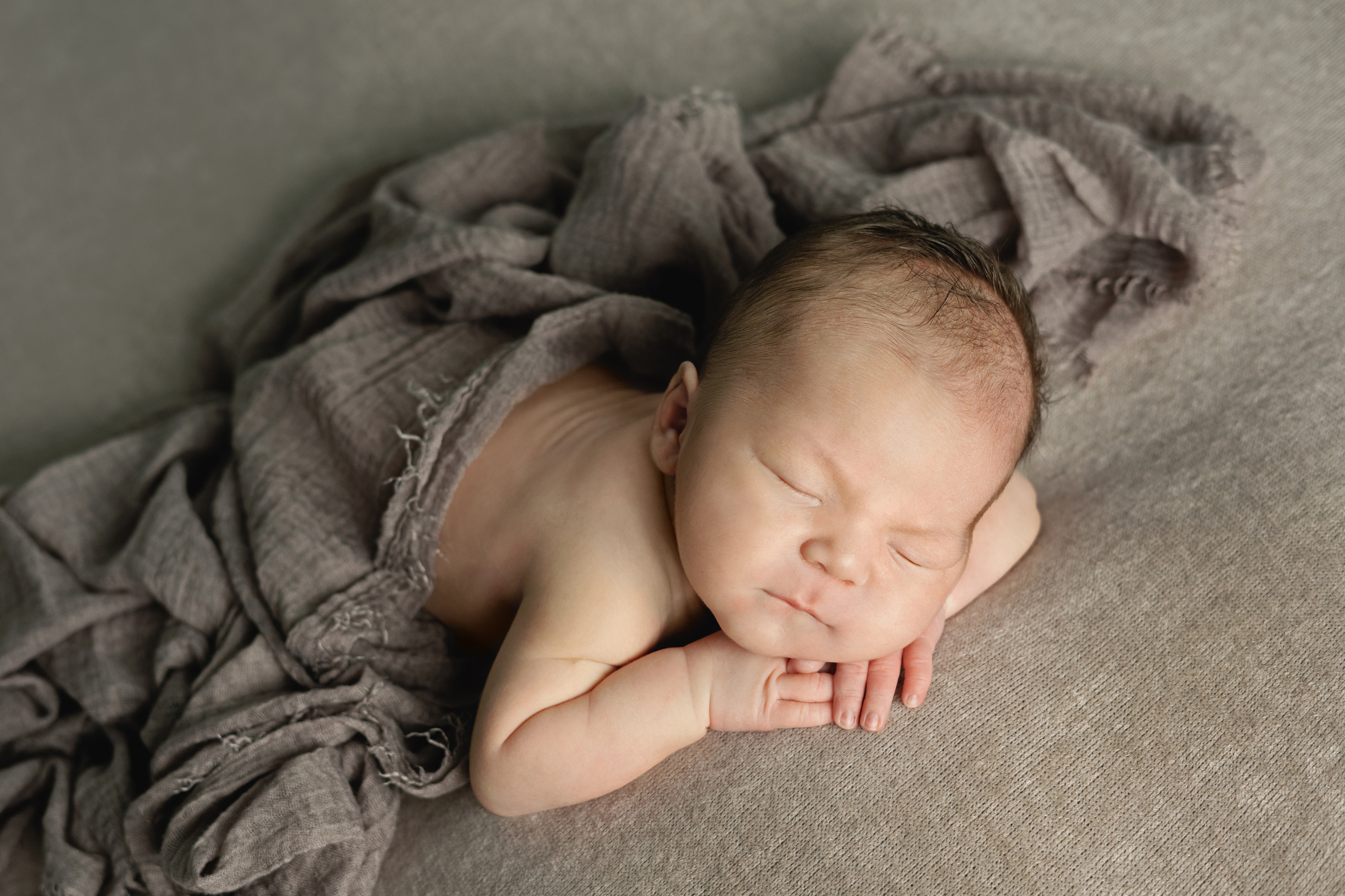 Новорожденные. Фотограф новорожденных Тюмень