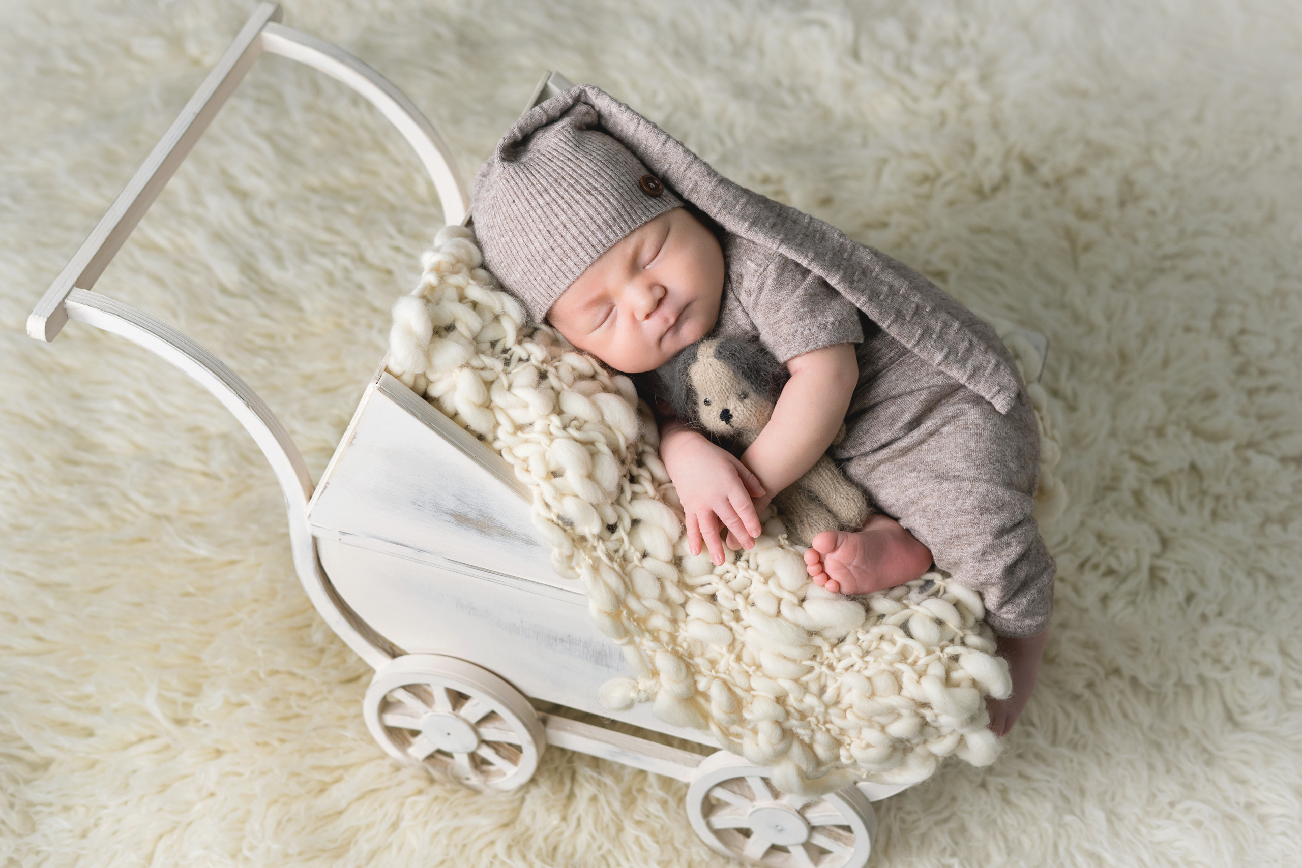 Новорожденные. Фотограф новорожденных Тюмень