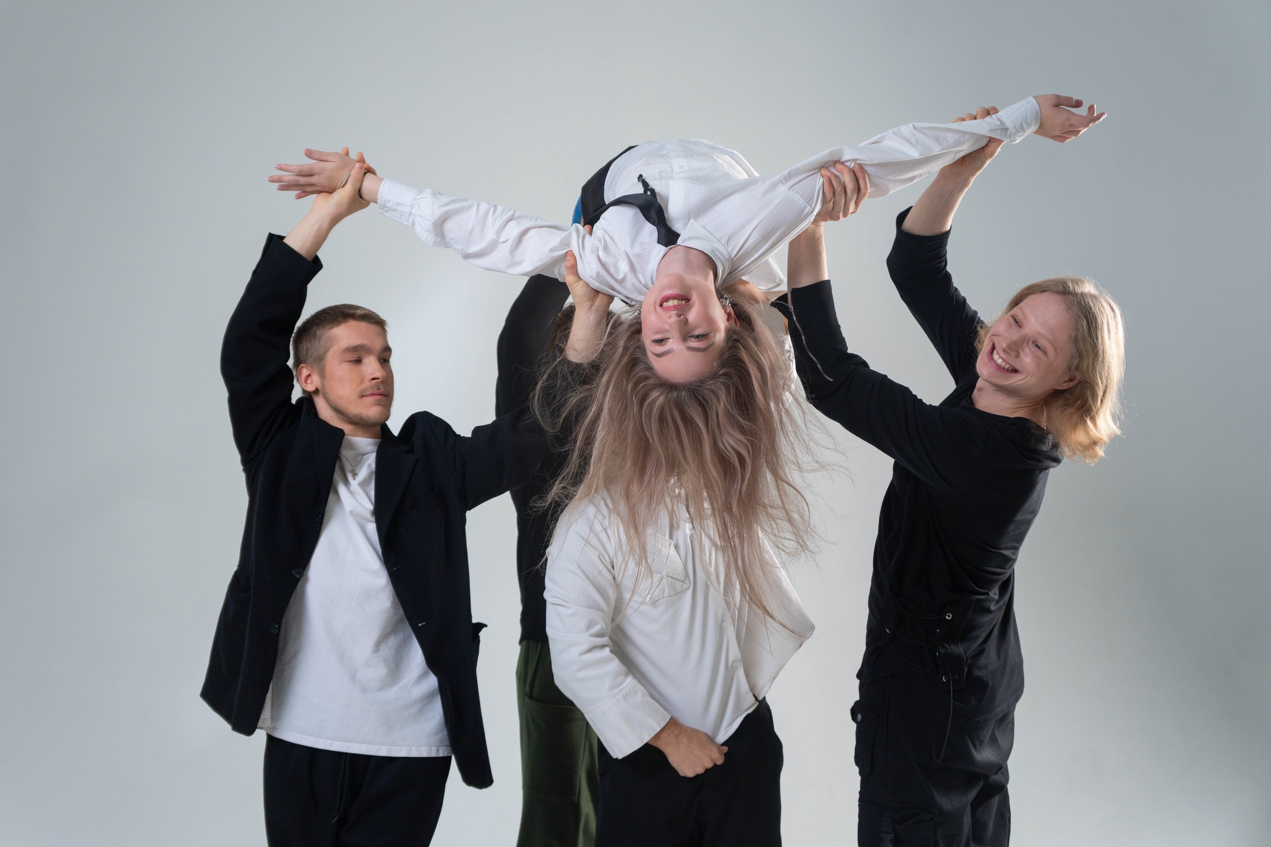 Команда Circus Zone. Фотограф / видеограф в Москве и Сочи Sofia Riversong