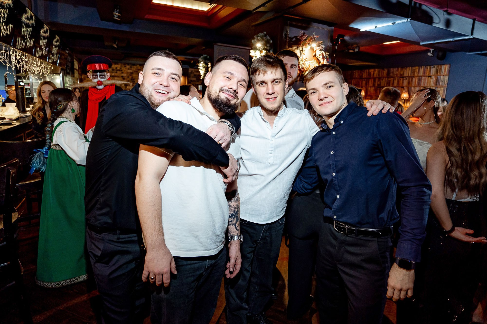 Новый год 2024 в Peoples. Сергей Кошкин. Репортажная и ивент-фотография в Сургуте