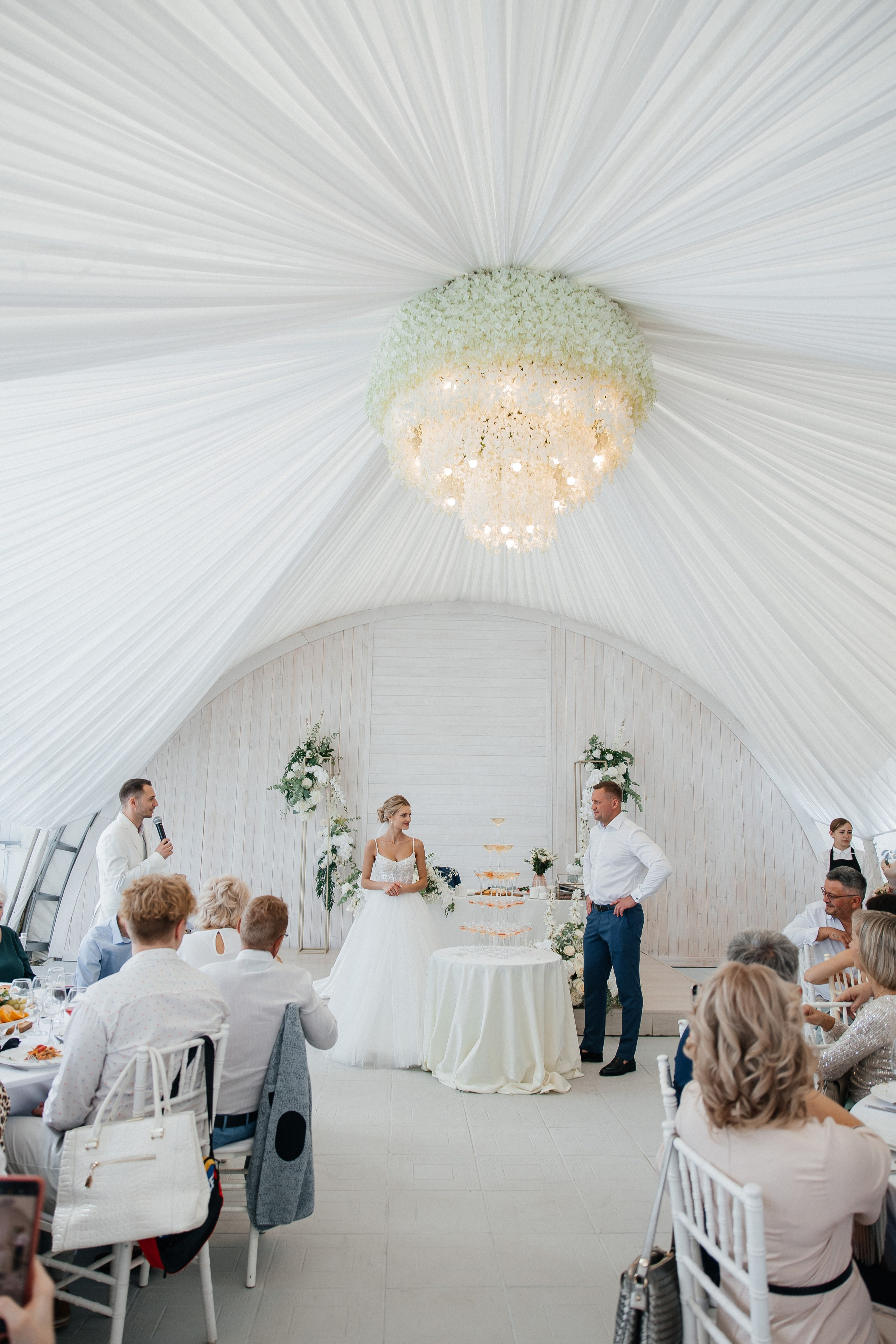 Фото и видеосъемка на свадьбу пакетом услуг. Фотограф, видеограф на свадьбу в Москве Никита Назаров