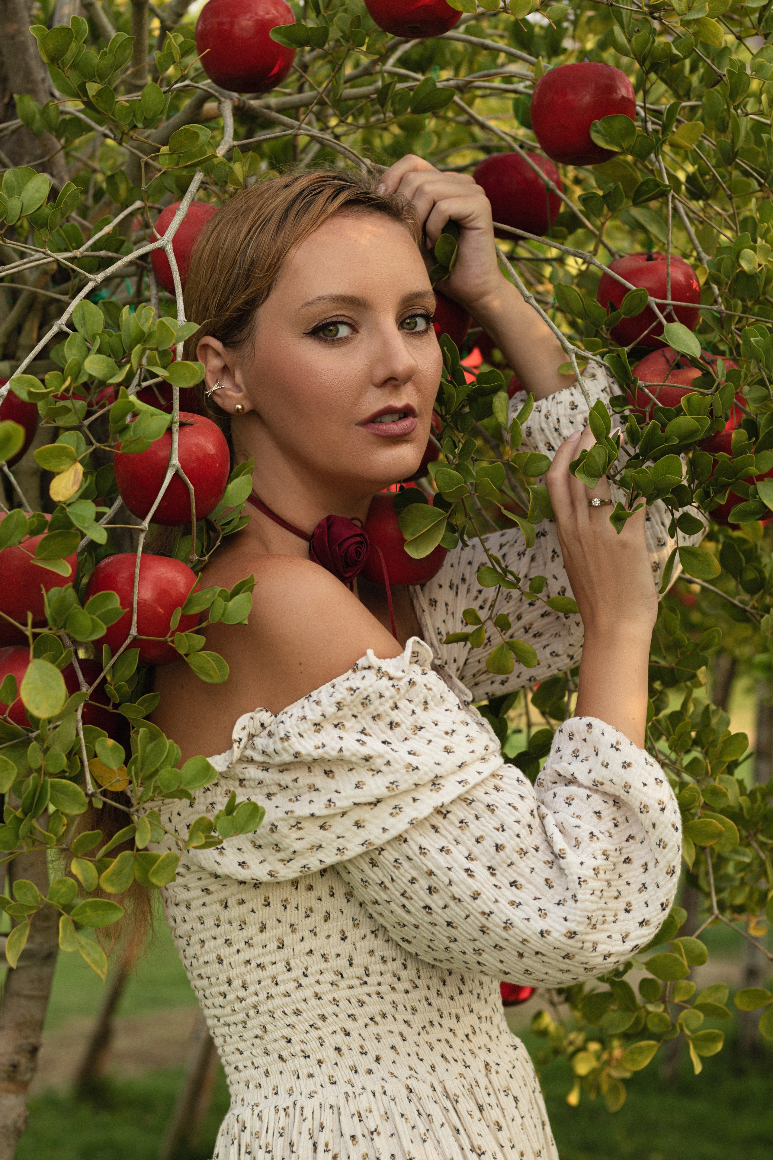 Anna and Maria. Portrait photographer in Thailand