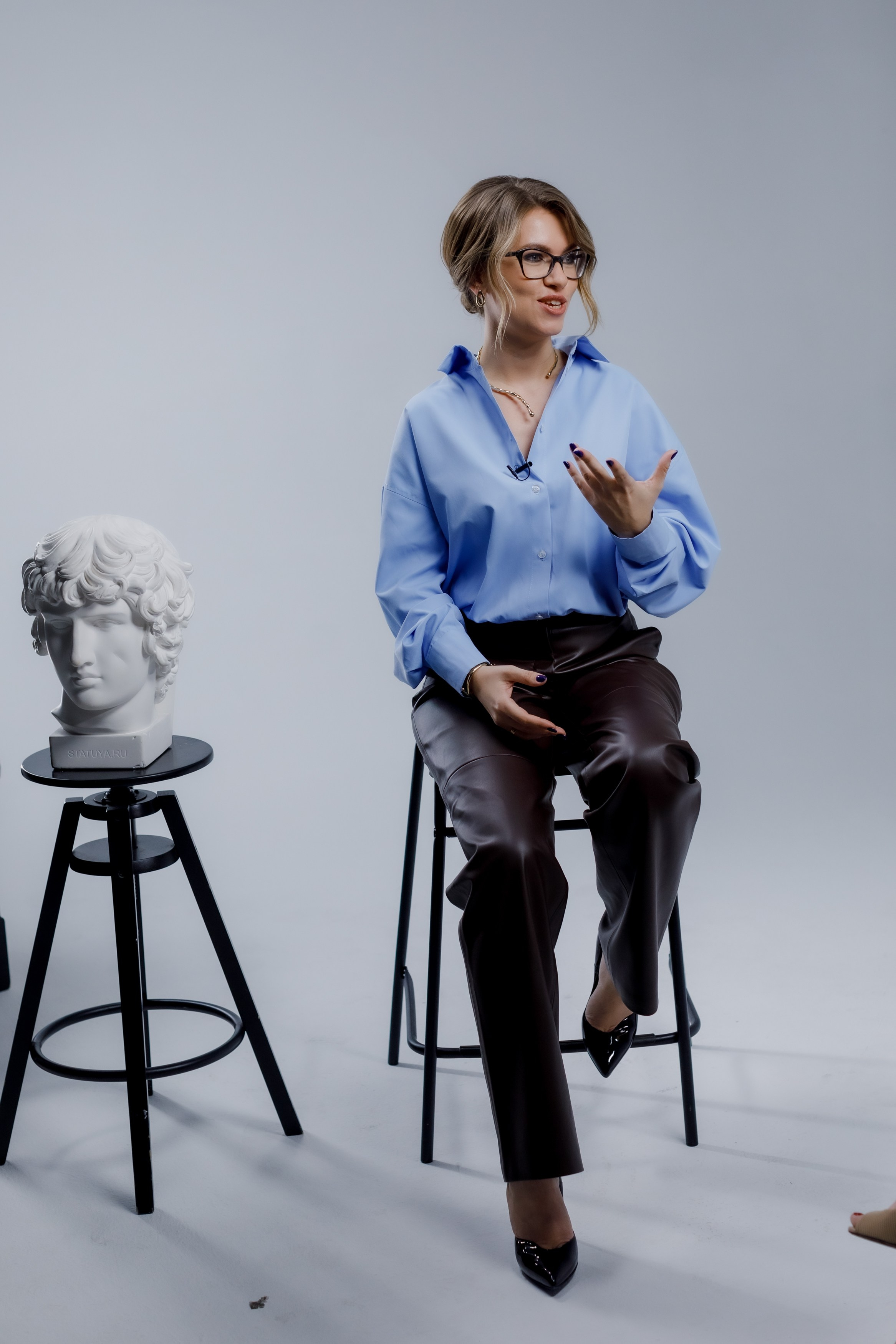 Backstage. Destination wedding photographer Mary Korenchuk