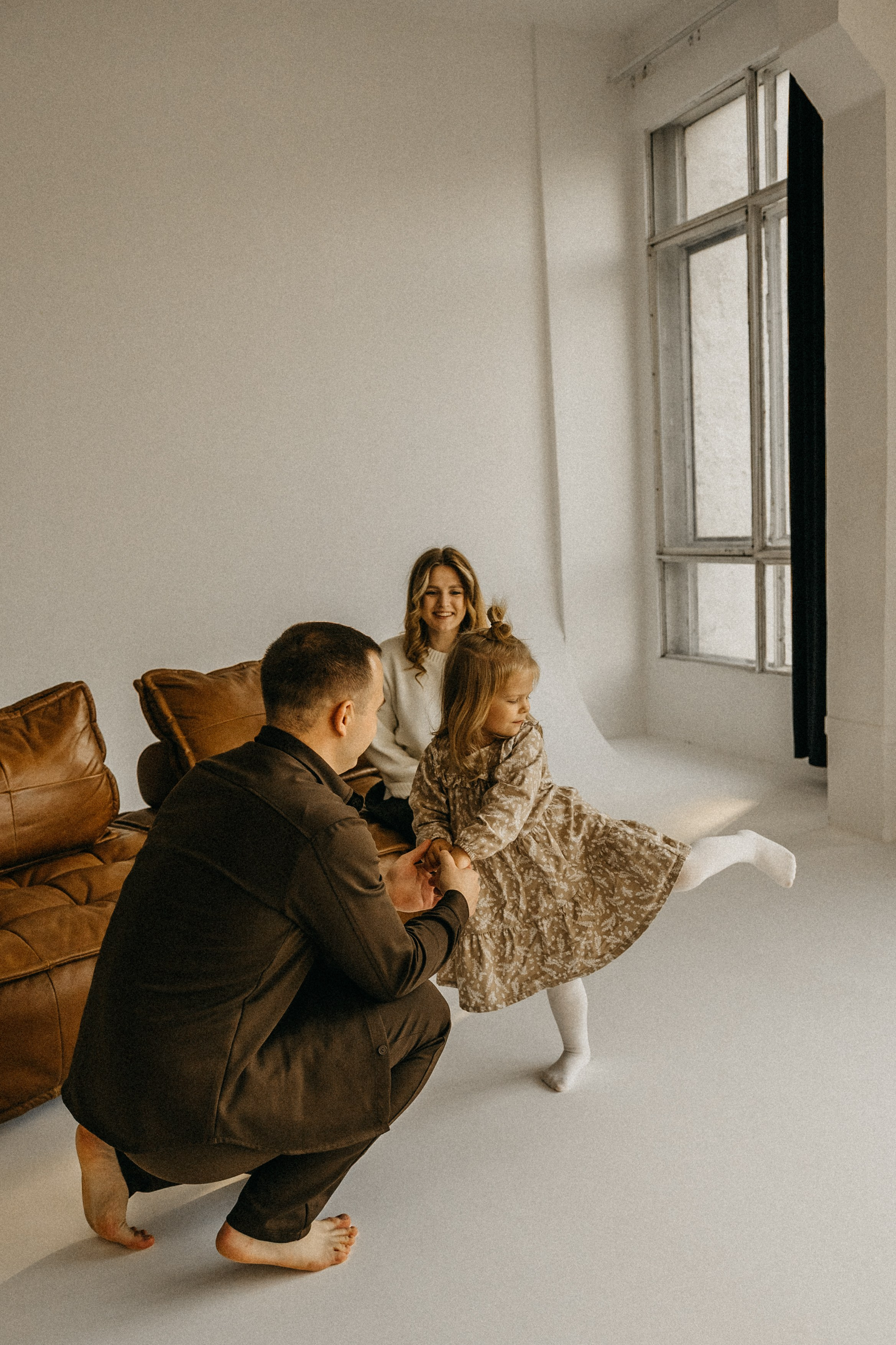 Евгения, Василиса и Михаил. Гаврилова Настя семейный фотограф lifestyle в Москве