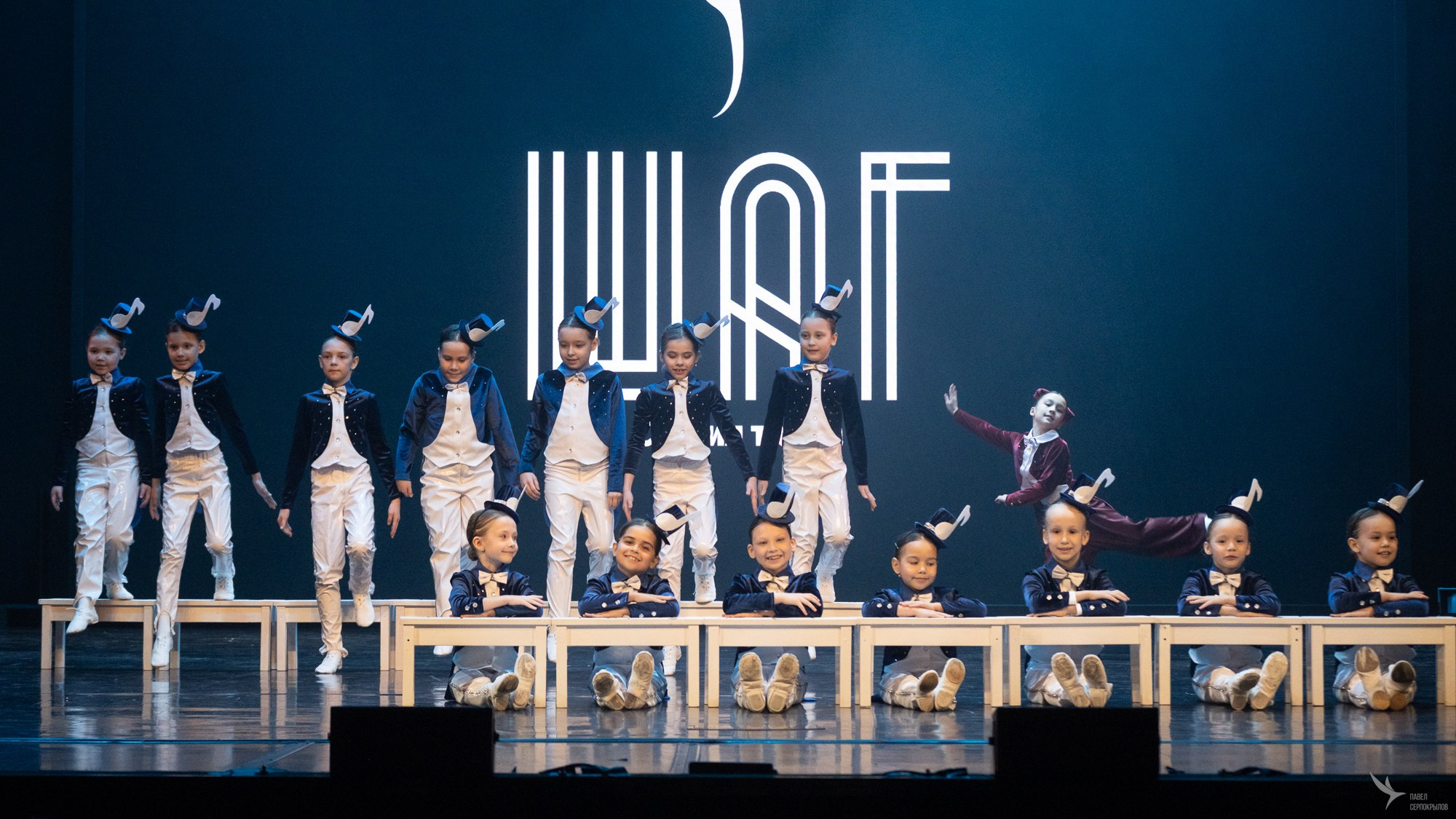 Отчетный концерт студии танца «ШАГ». Репортажный фотограф в Казани Павел Серпокрылов