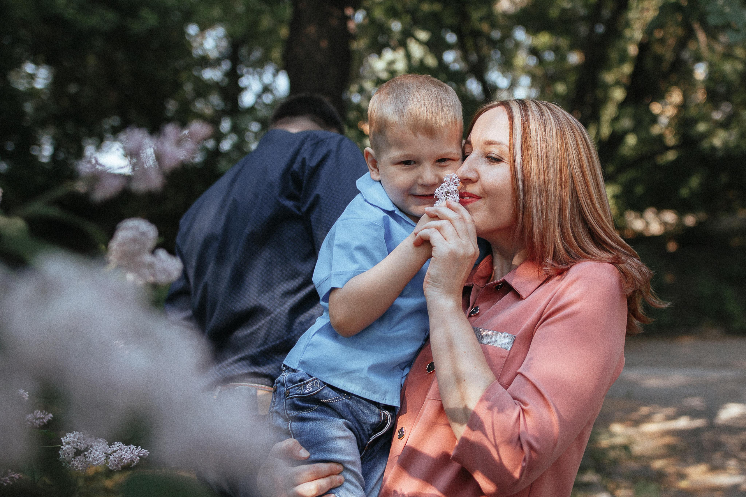 Семейная фотосессия Ани с семьёй. Семейный и женский фотограф в Красноярске Алёна Барковская