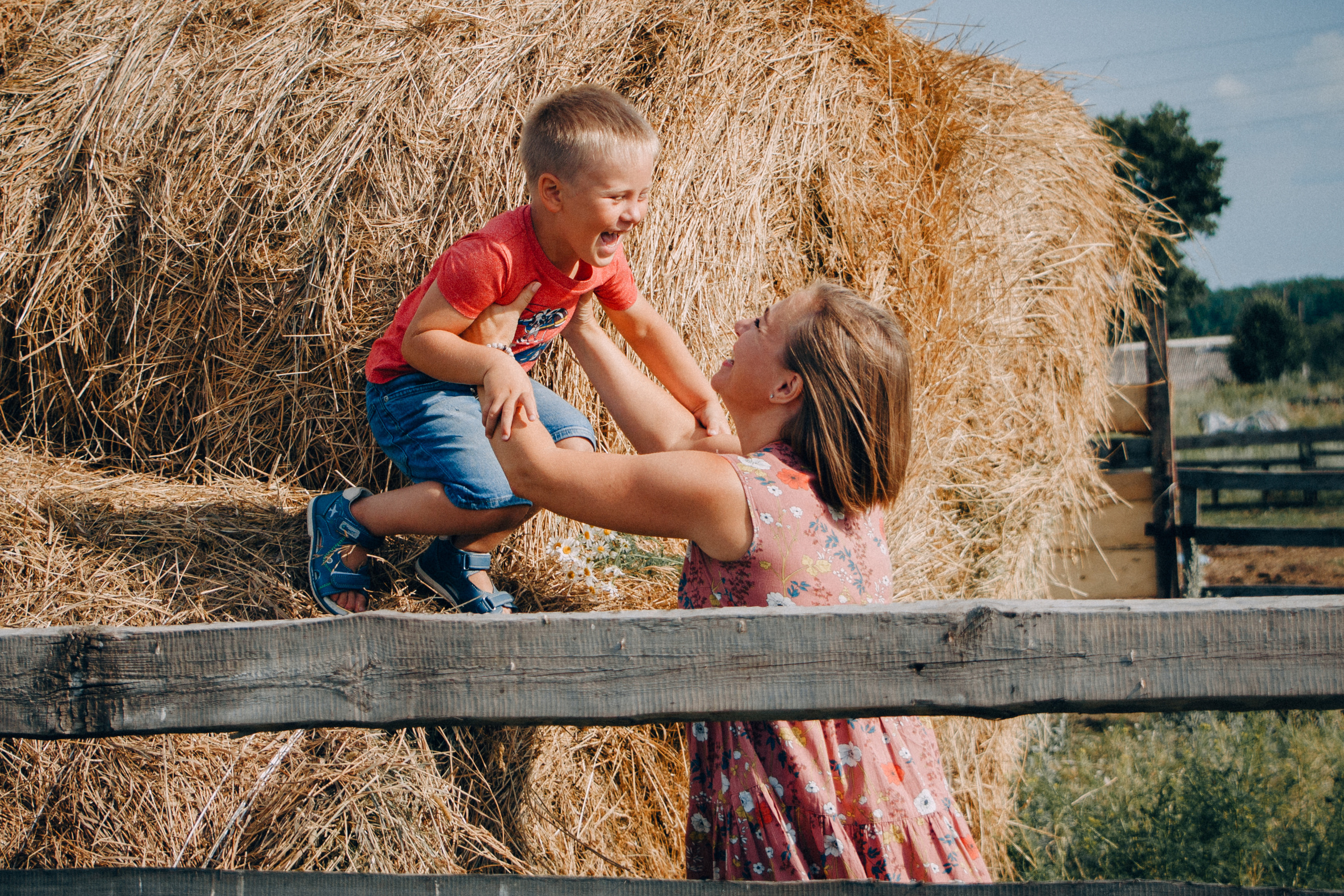Семейная фотосессия Олеси с детьми. Семейный и женский фотограф в Красноярске Алёна Барковская