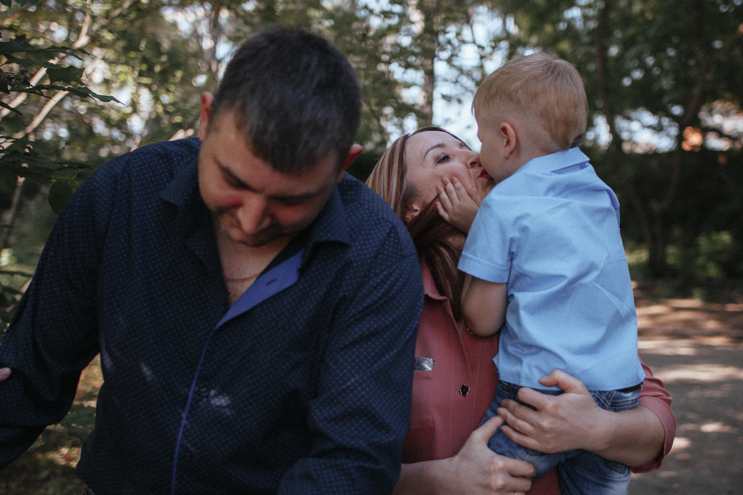 Семейная фотосессия Ани с семьёй. Семейный и женский фотограф в Красноярске Алёна Барковская