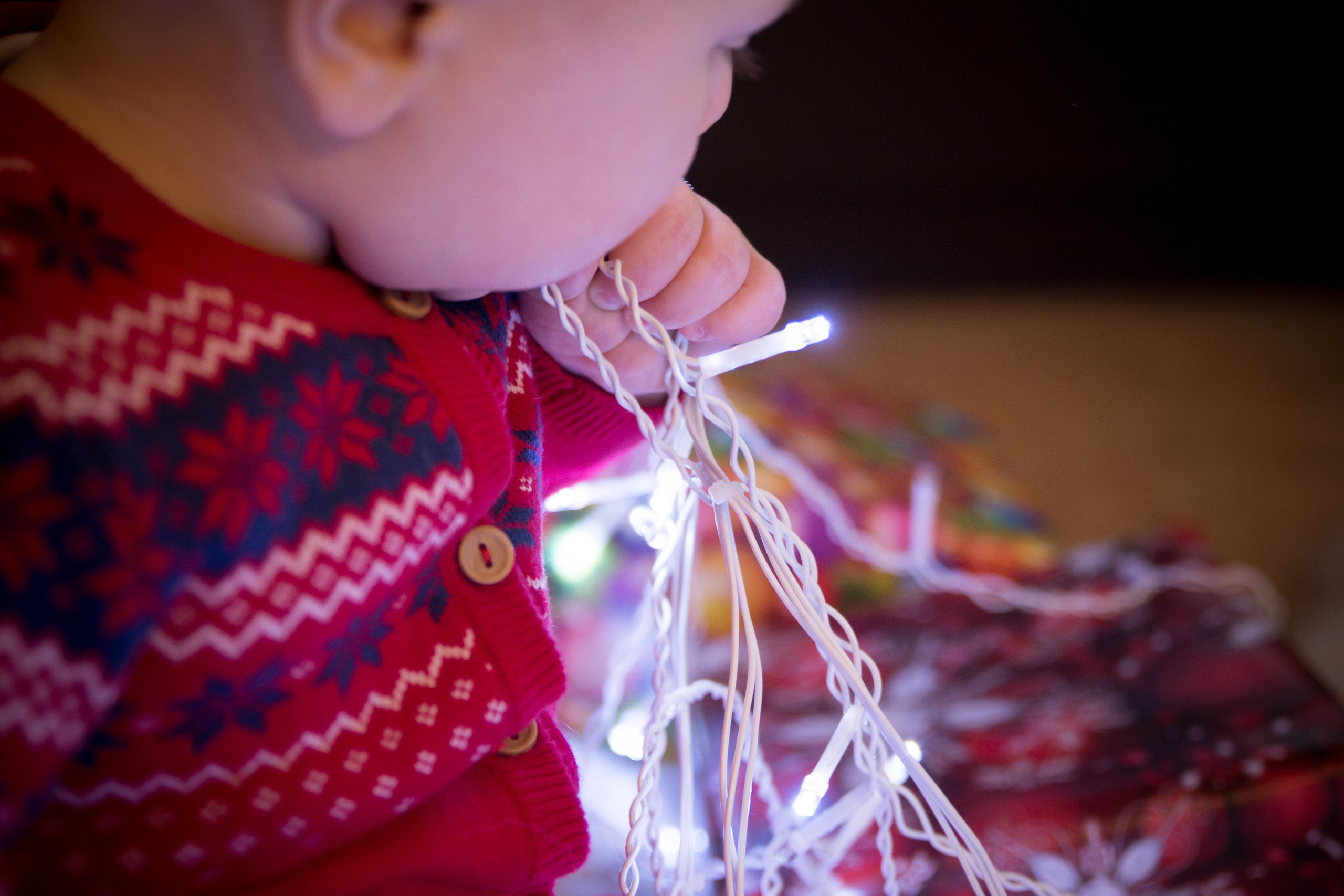Домашняя новогодняя съёмка Ани с семьёй. Семейный и женский фотограф в Красноярске Алёна Барковская