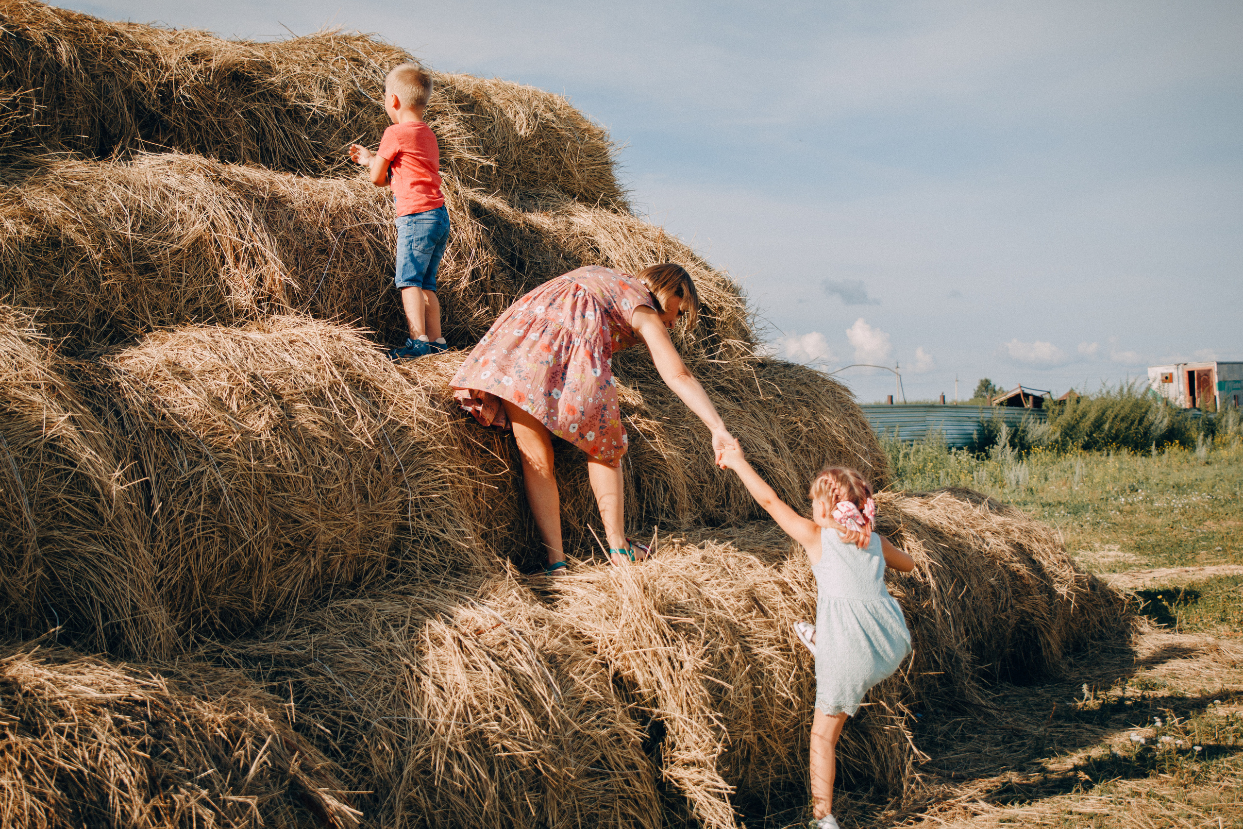 Семейная фотосессия Олеси с детьми. Семейный и женский фотограф в Красноярске Алёна Барковская