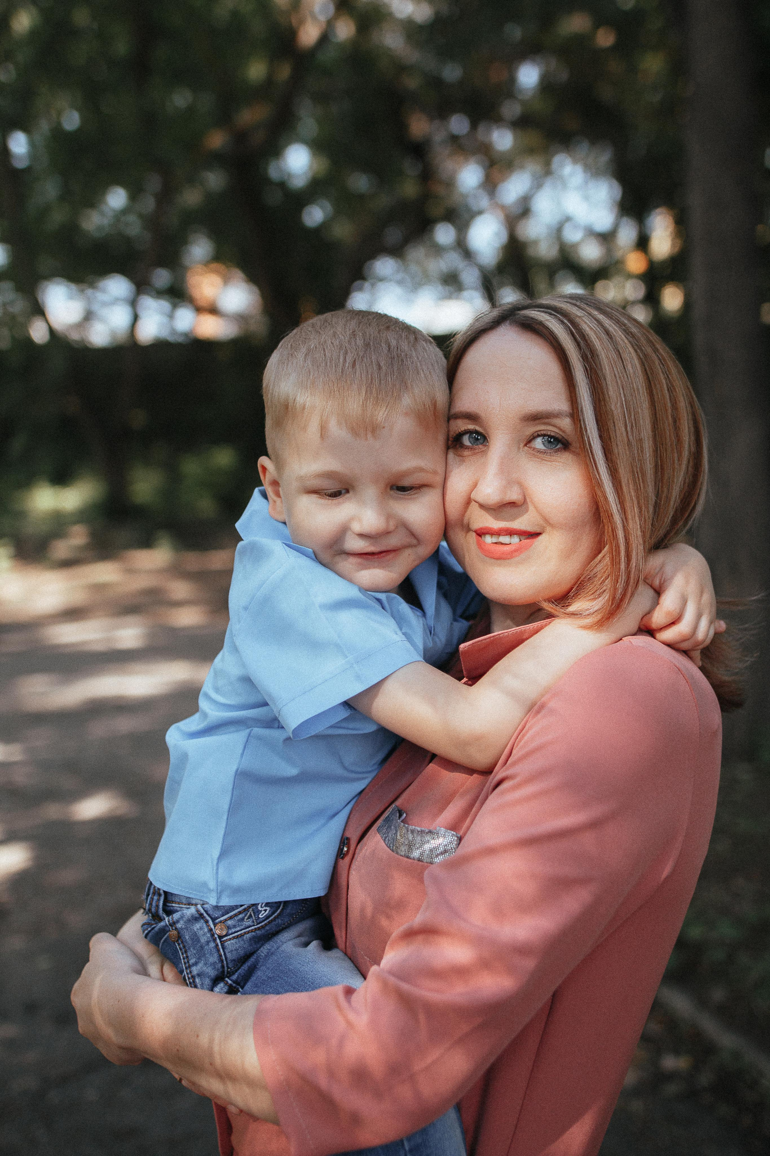 Семейная фотосессия Ани с семьёй. Семейный и женский фотограф в Красноярске Алёна Барковская
