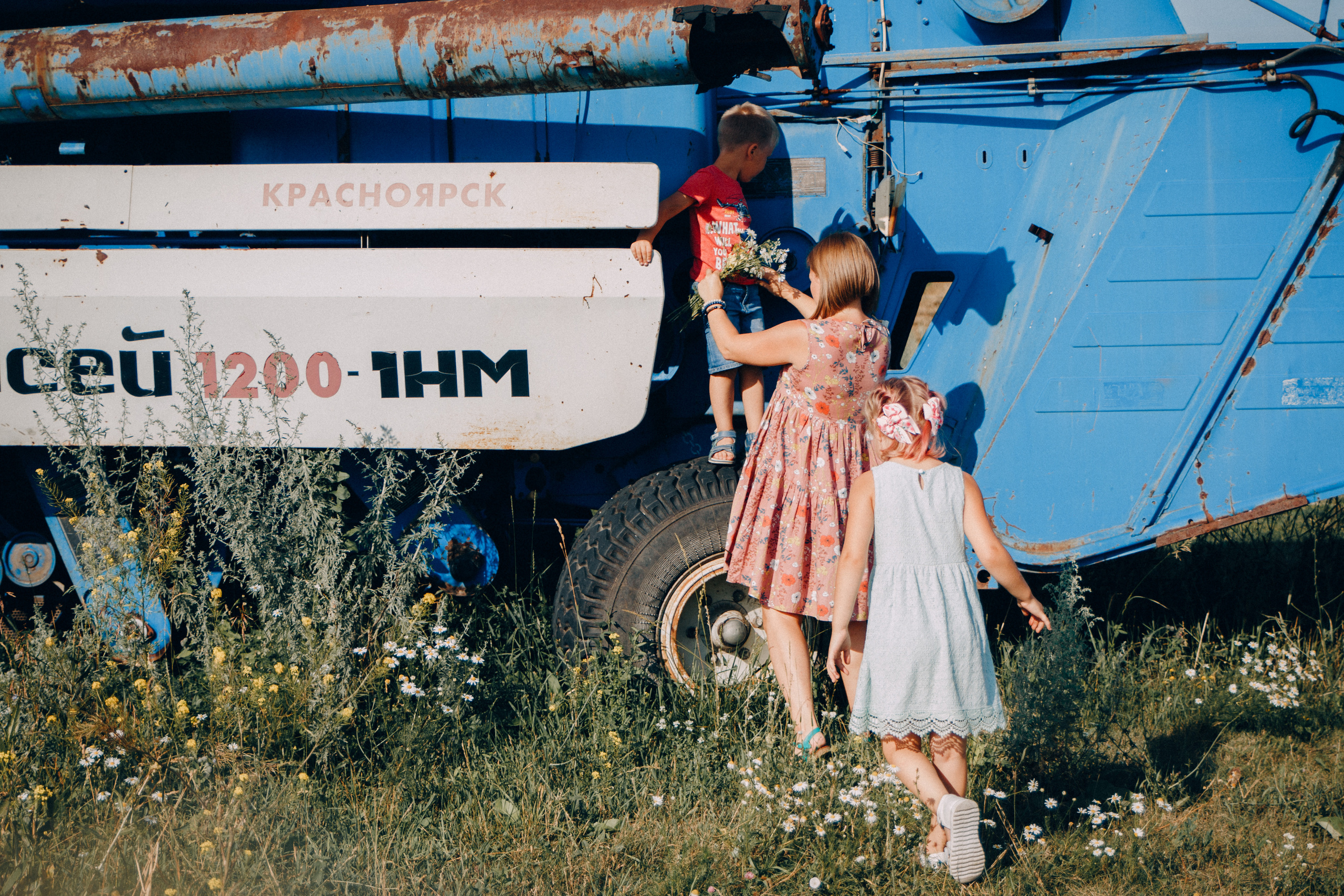 Семейная фотосессия Олеси с детьми. Семейный и женский фотограф в Красноярске Алёна Барковская