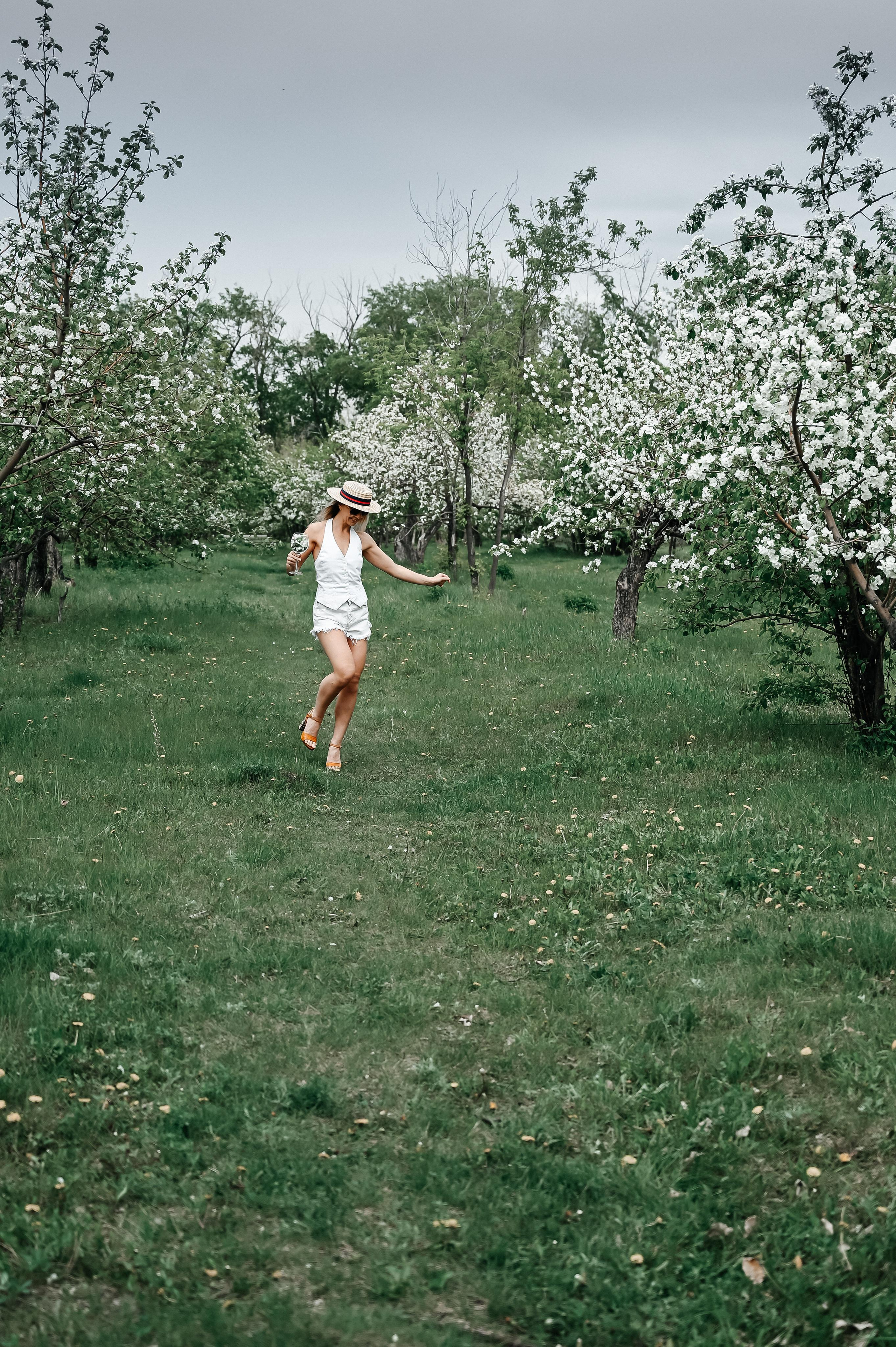 Яблоневый цвет. Семейный и женский фотограф в Челябинске Замятина Ольга