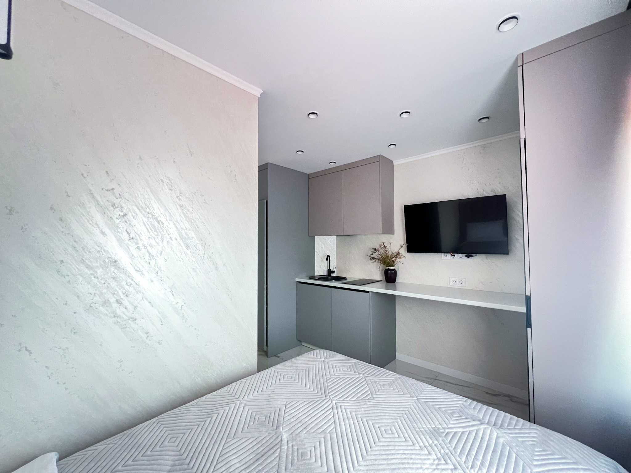 Люкс апартаменты рядом с морем в центральном районе Сочи!. Квартиры посуточно, длительно в Сочи, LARA APART GROUP