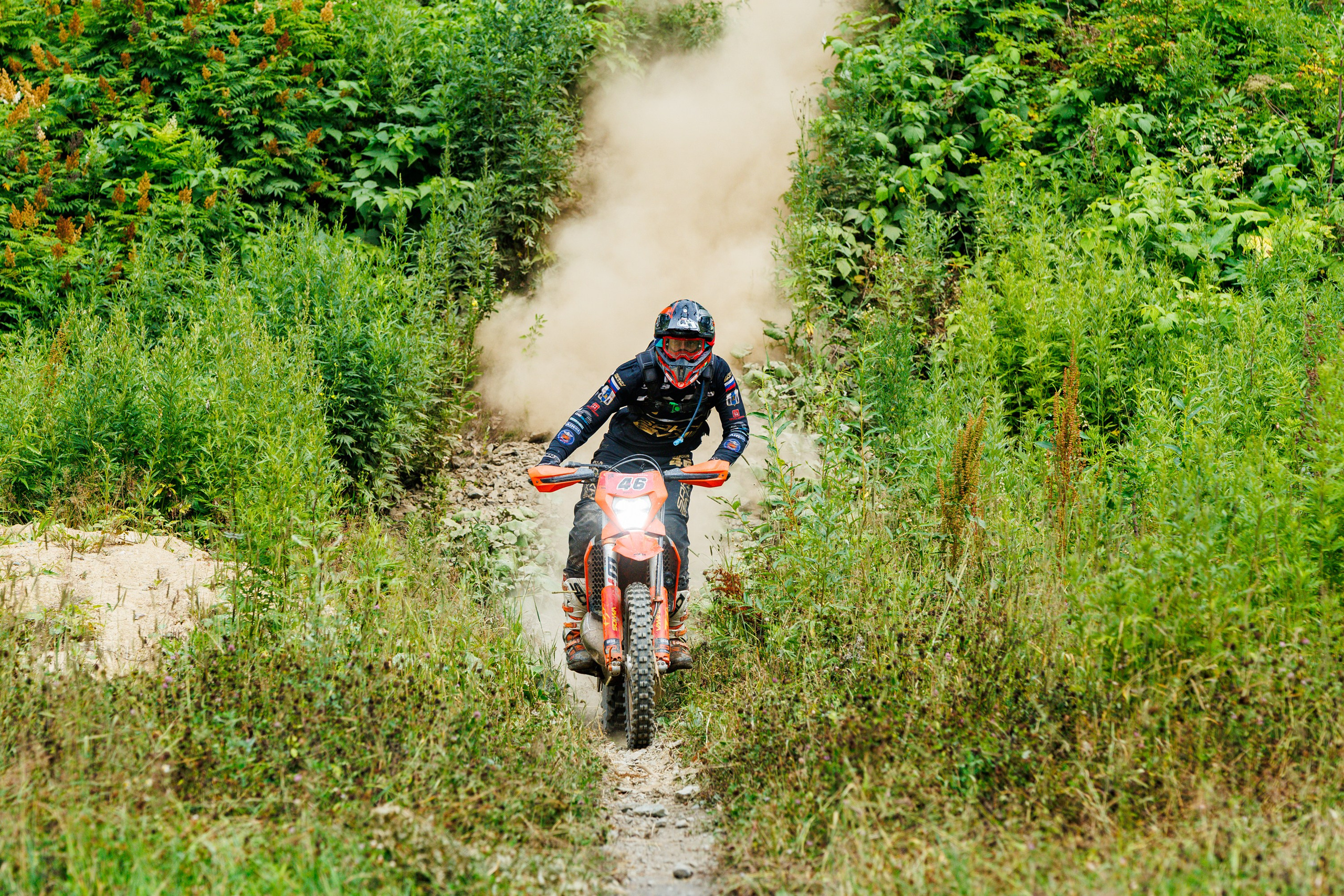 NPR-2025. Свадебный, семейный и репортажный фотограф в Южно-Сахалинске Артур Петросян