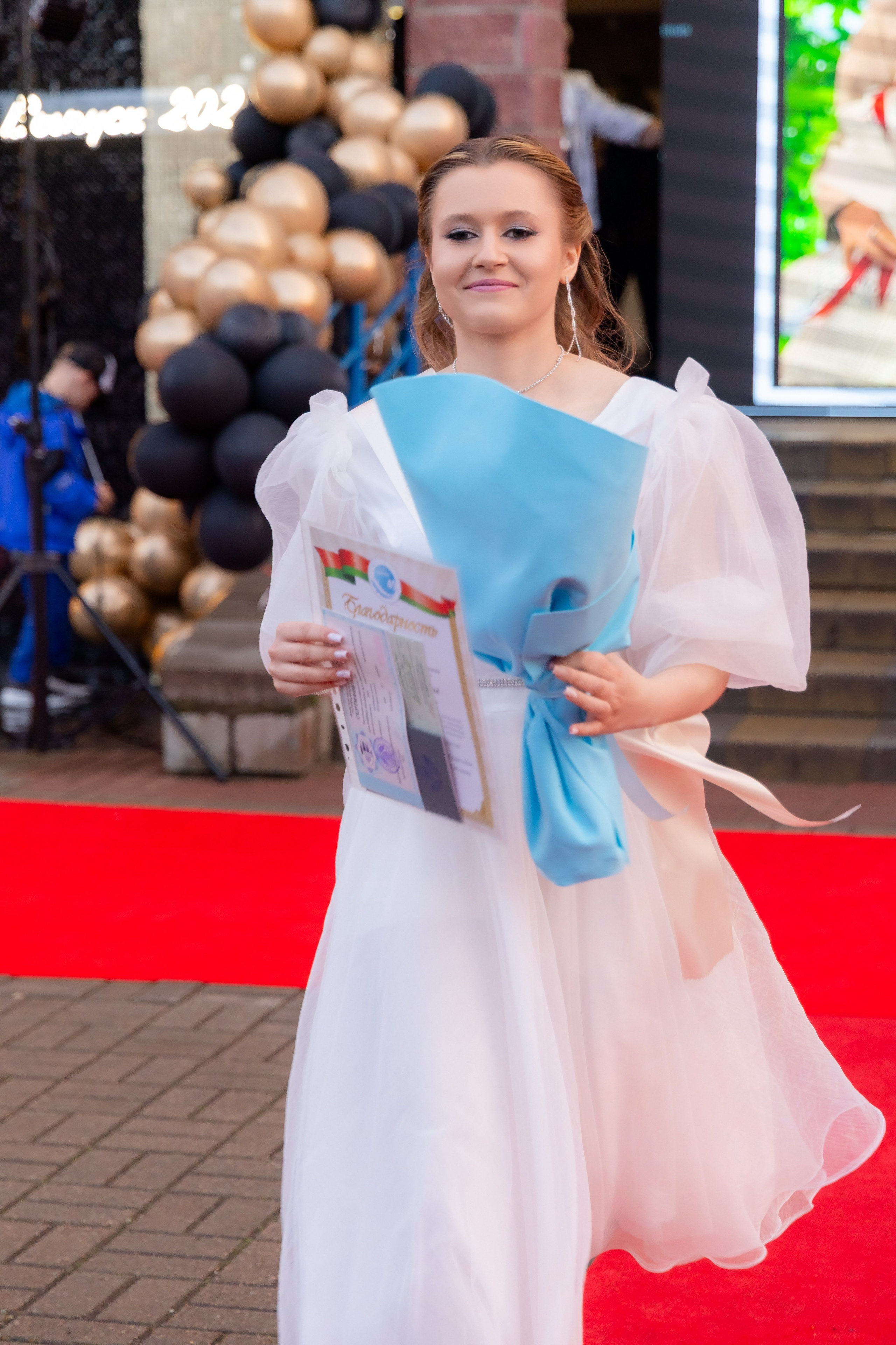 Школьный выпускной 2025 год в Минске, Беларуси. Свадебный фотограф в Минске/Беларуси Сергей Спиридонов