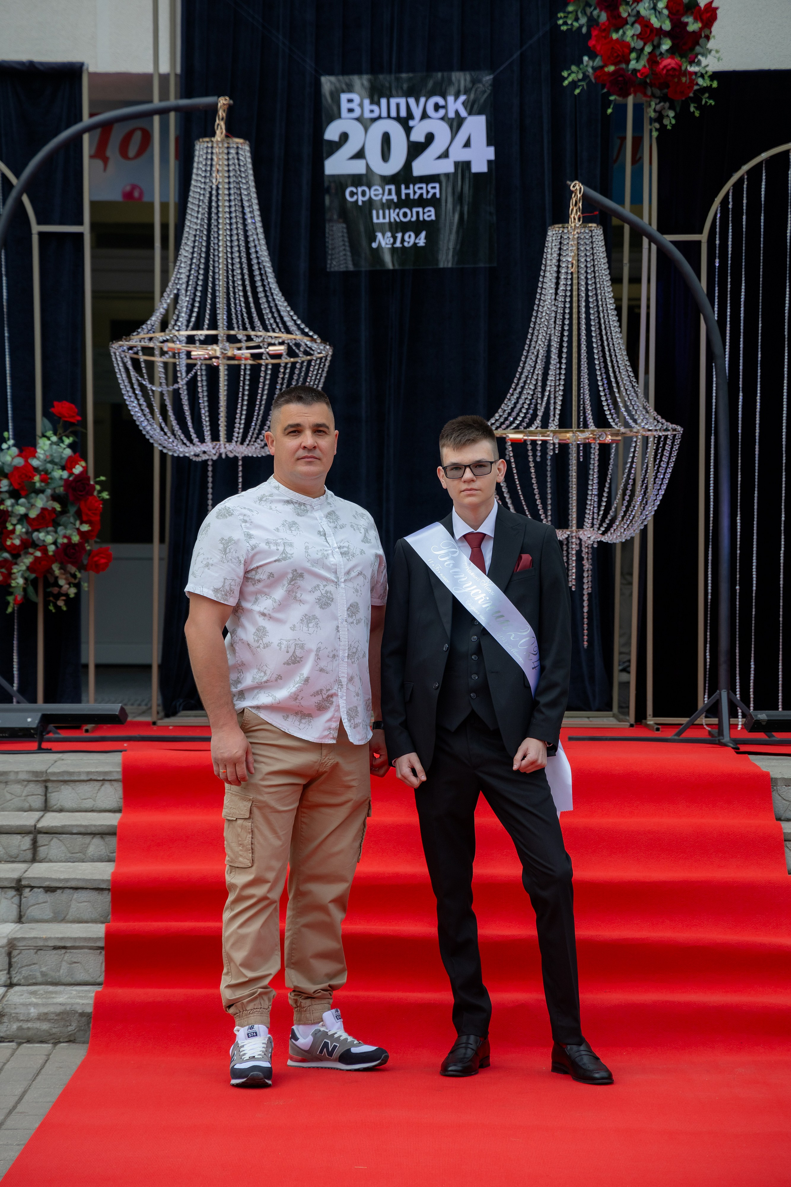 Школьный выпускной 2024 год в Соколе (Минск). Свадебный фотограф в Минске/Беларуси Сергей Спиридонов