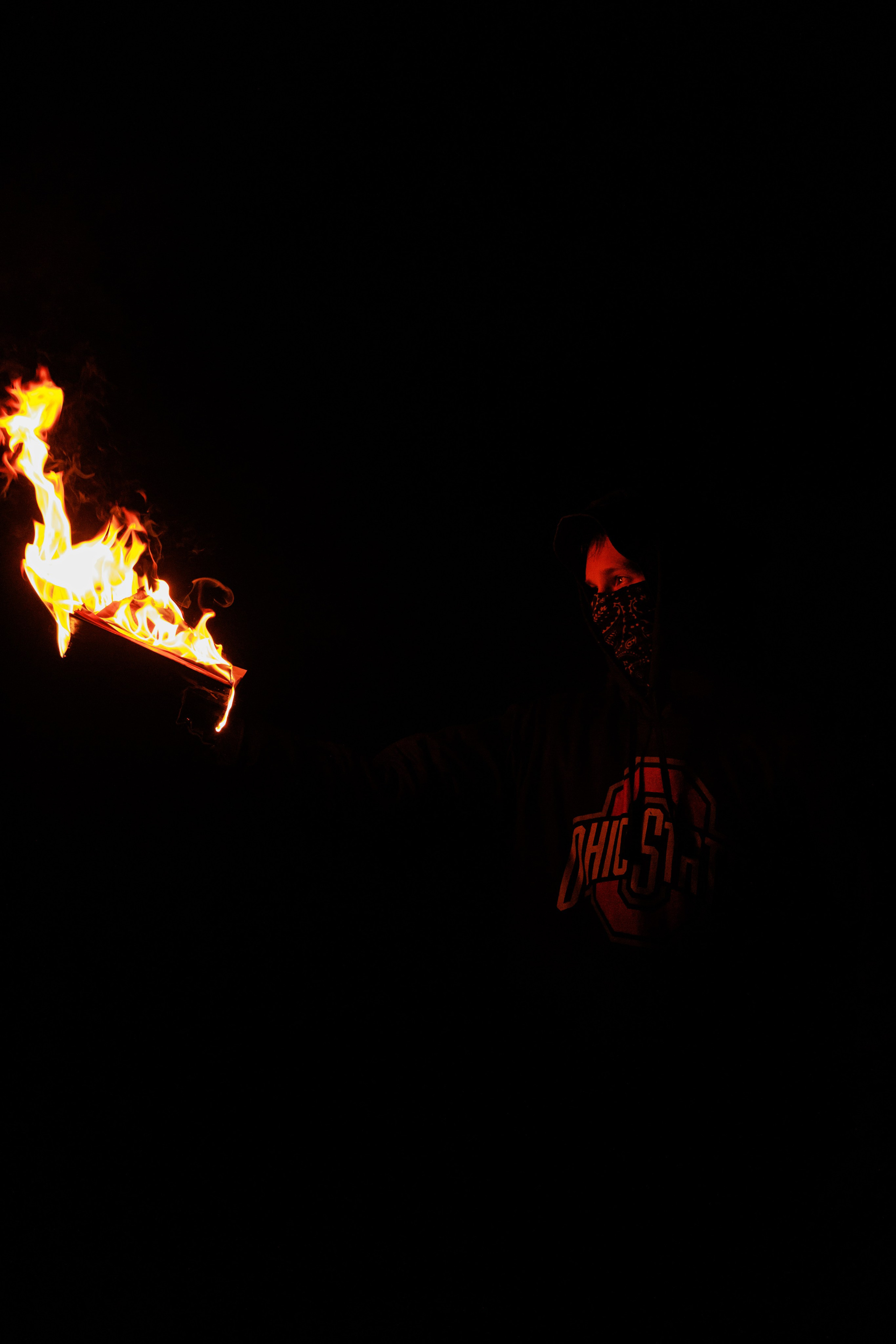 With fire. Photographer in Saint-Petersburg and Moscow Max Spector