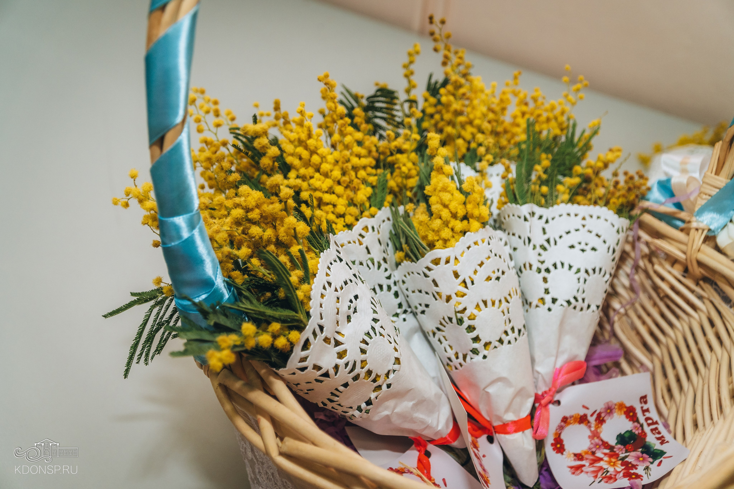 В преддверии праздника весны. Новотитаровский Дом культуры