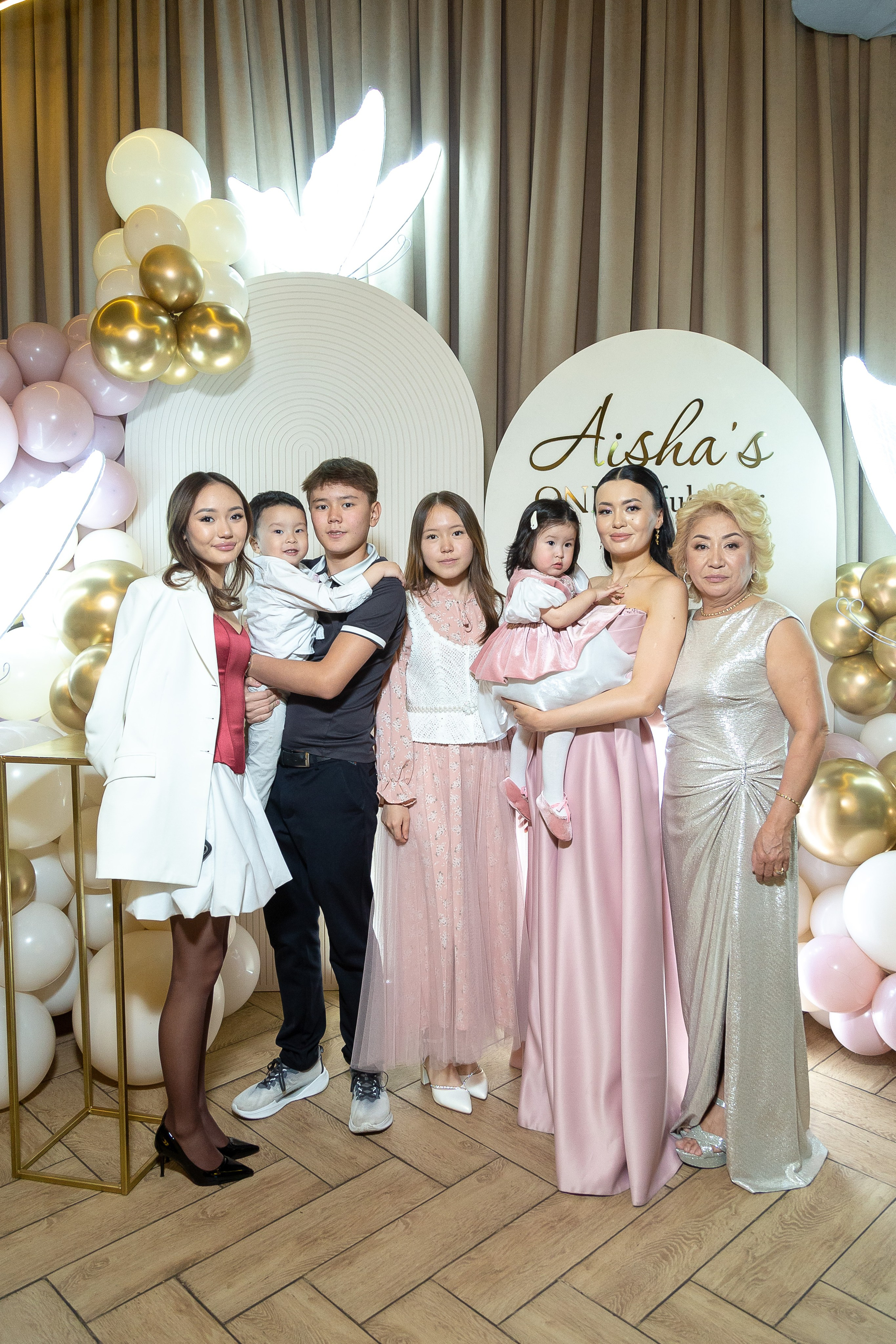 Айше 1 годик. Свадебный фотограф в Алматы Айгерим Верба
