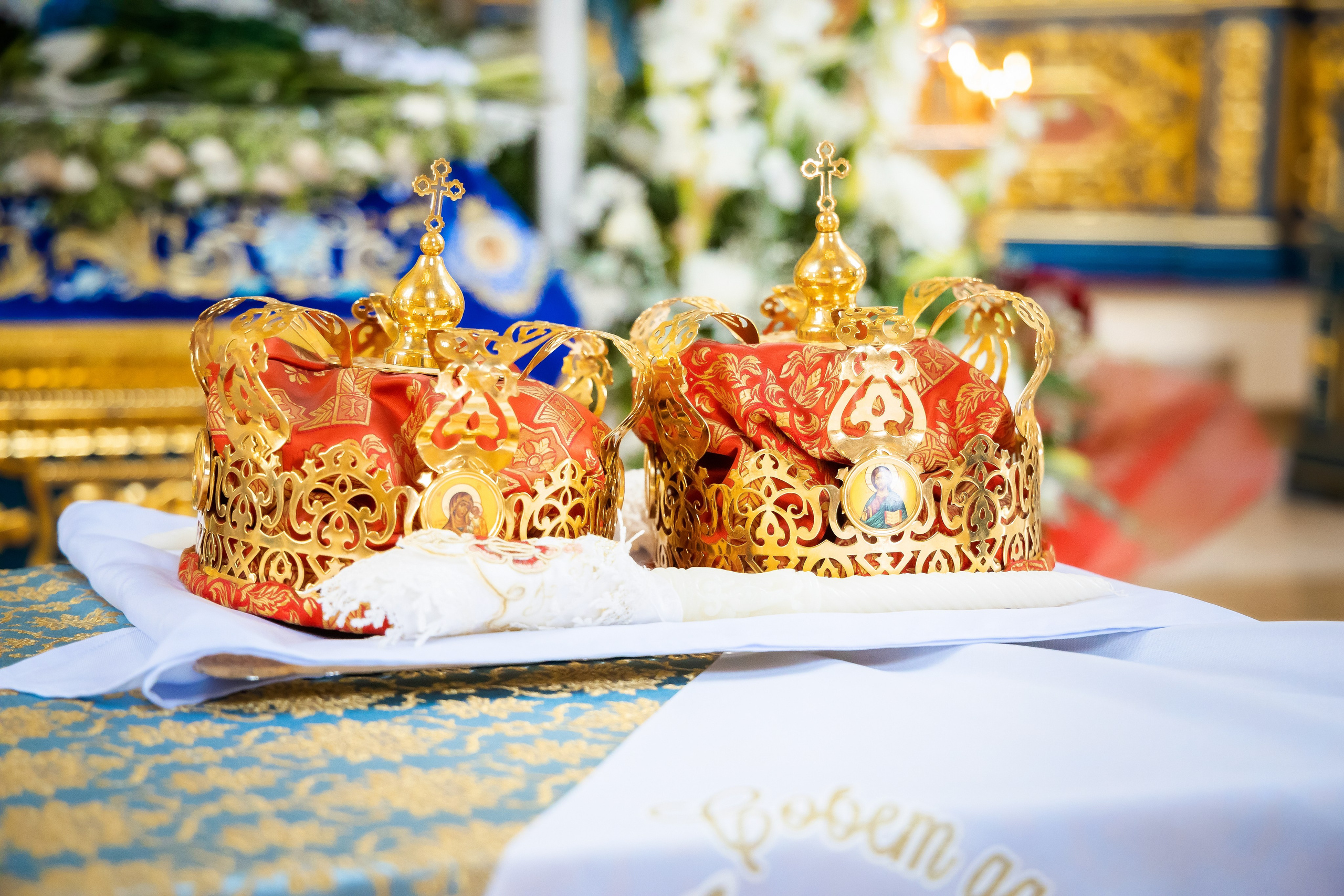 В Храме. Семейный и Свадебный фотограф в Астане Александр Астапов