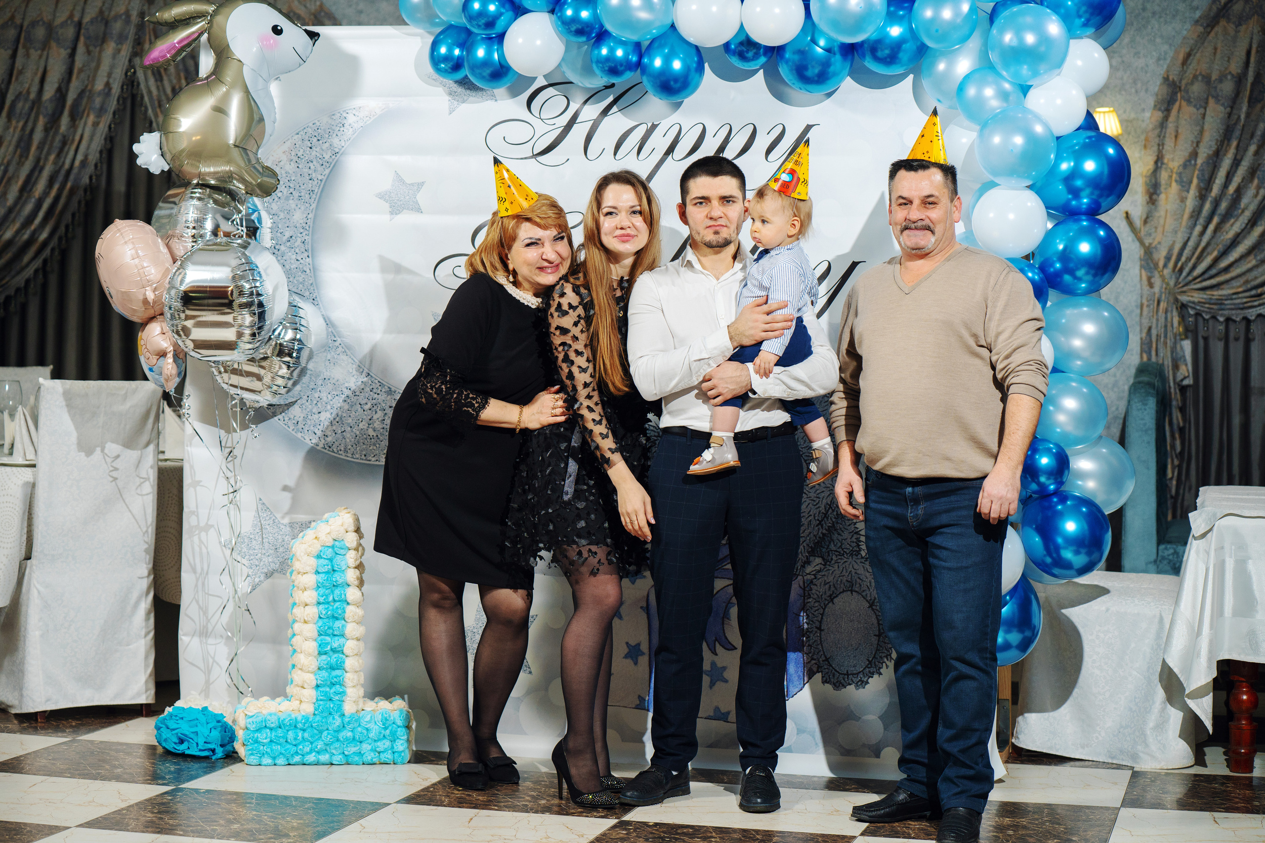 Марку 1 годик