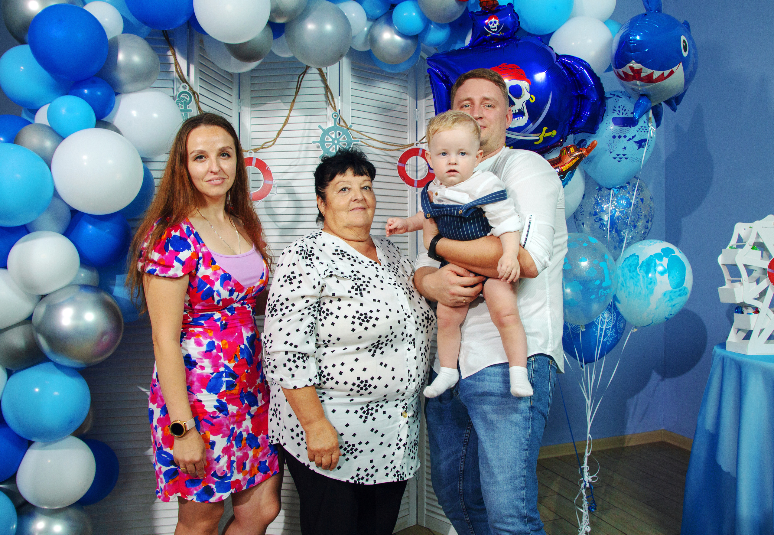 Саше 1 годик