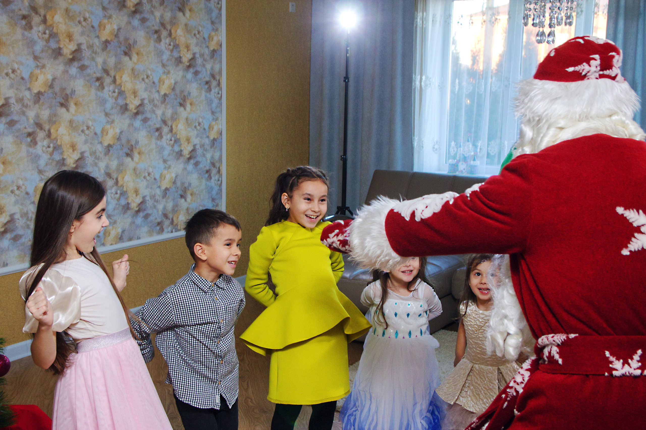 Новогодний утренник дома