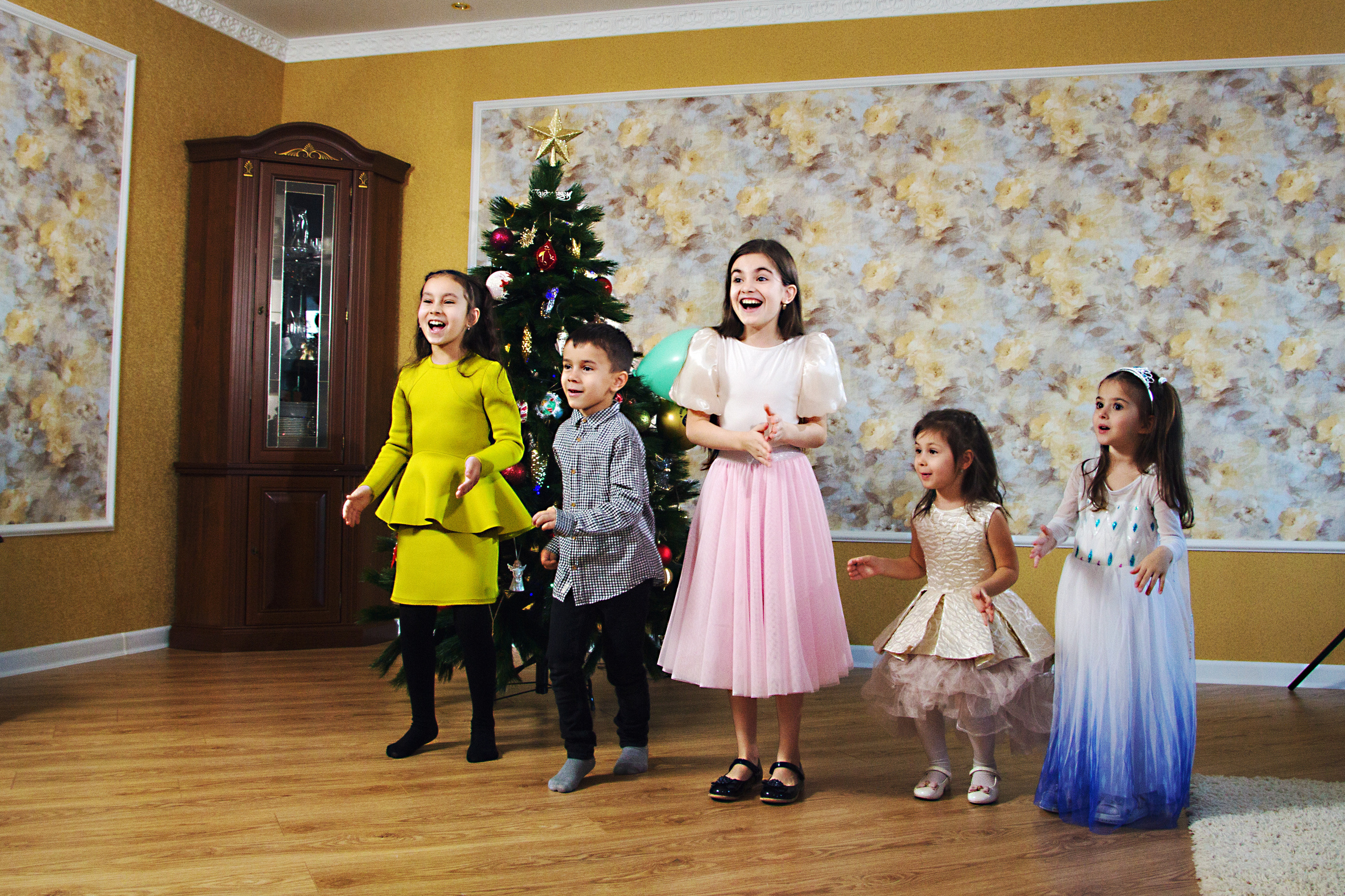 Новогодний утренник дома