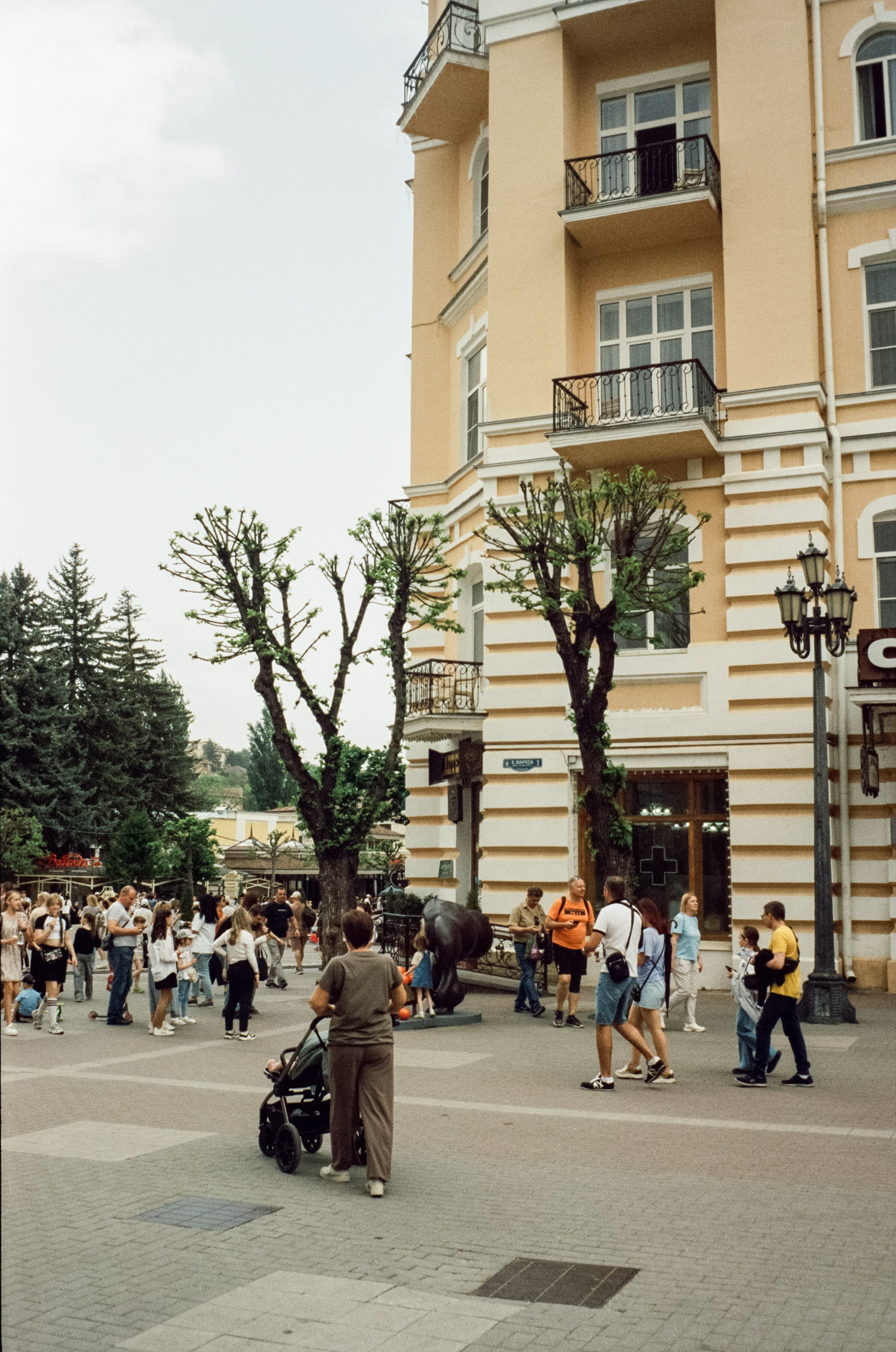 Первый день — первая прогулка по Кисловодску / Minox 35GT / SFL 250D (