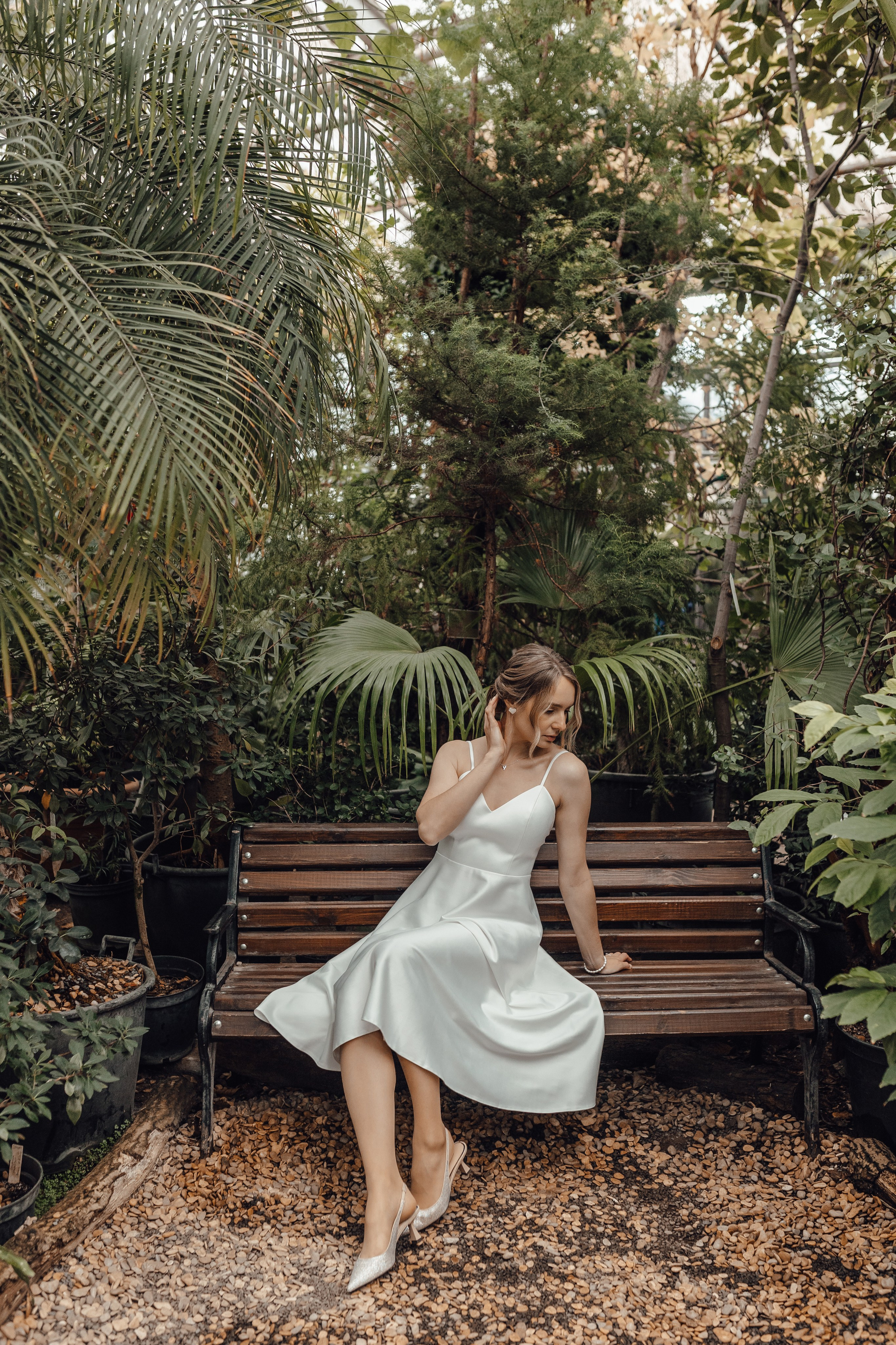 Свадебная фотосессия в Оранжерее. Свадебный фотограф в Москве Дарья Олендарёва