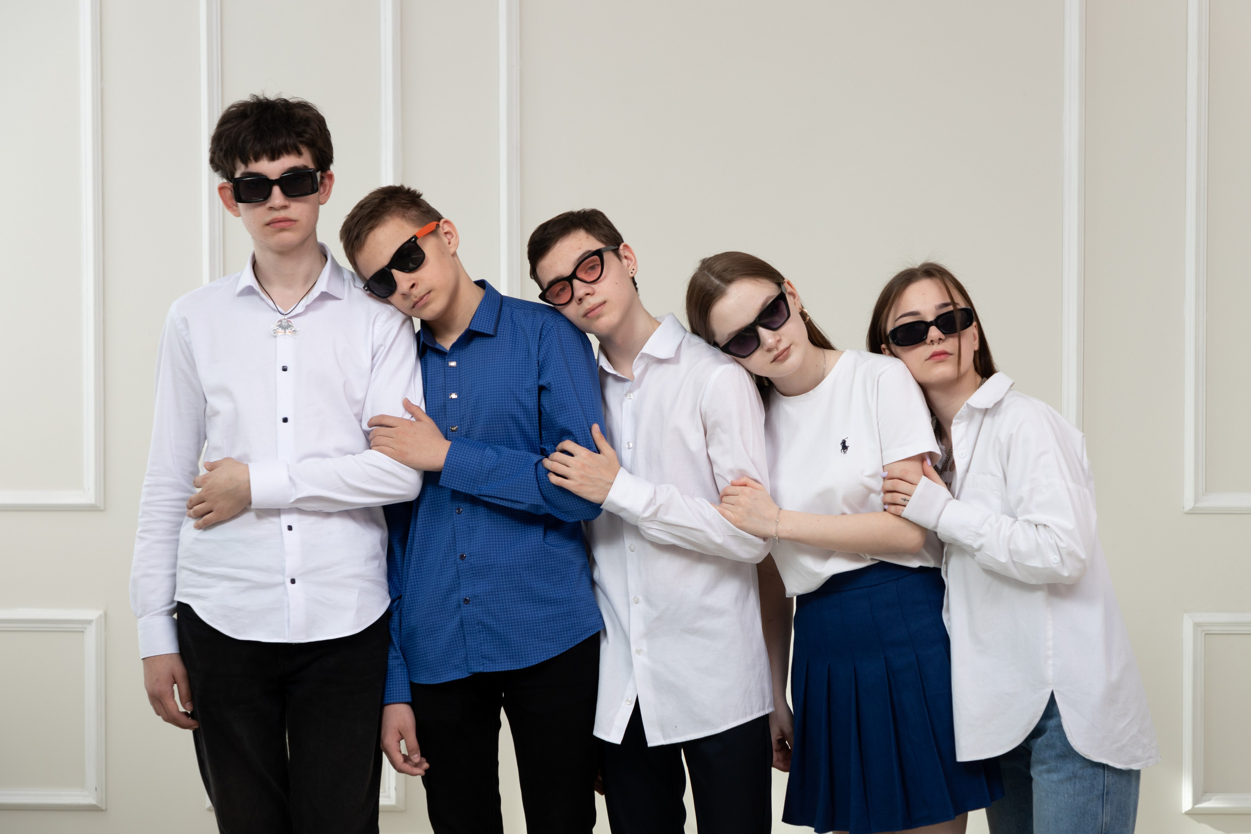 Идеи фото группами 9-11 класс. Выпускные альбомы «Эврика» в Нижнем Новгороде