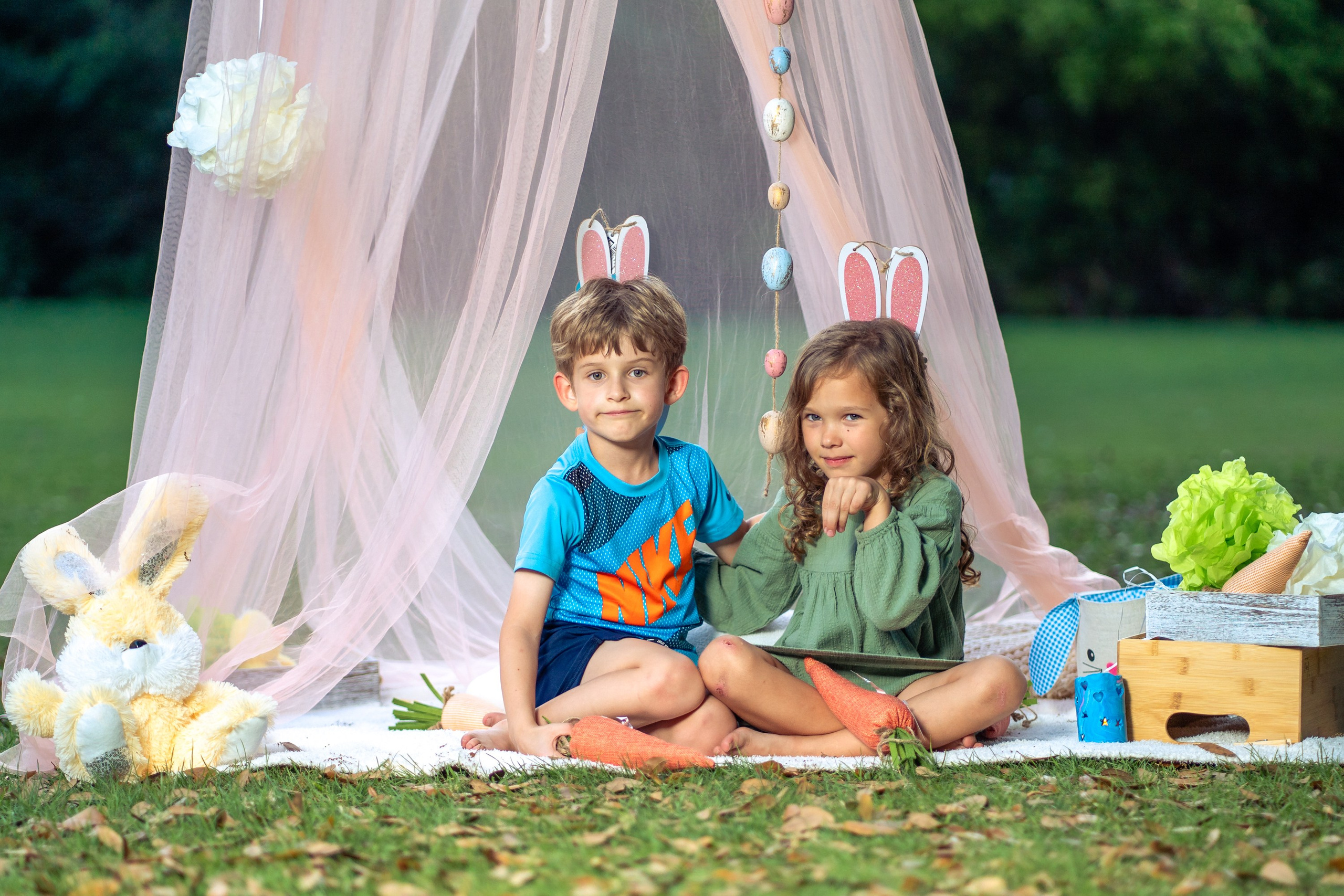 HAPPY EASTER. Family Photographer Ksenia Kos