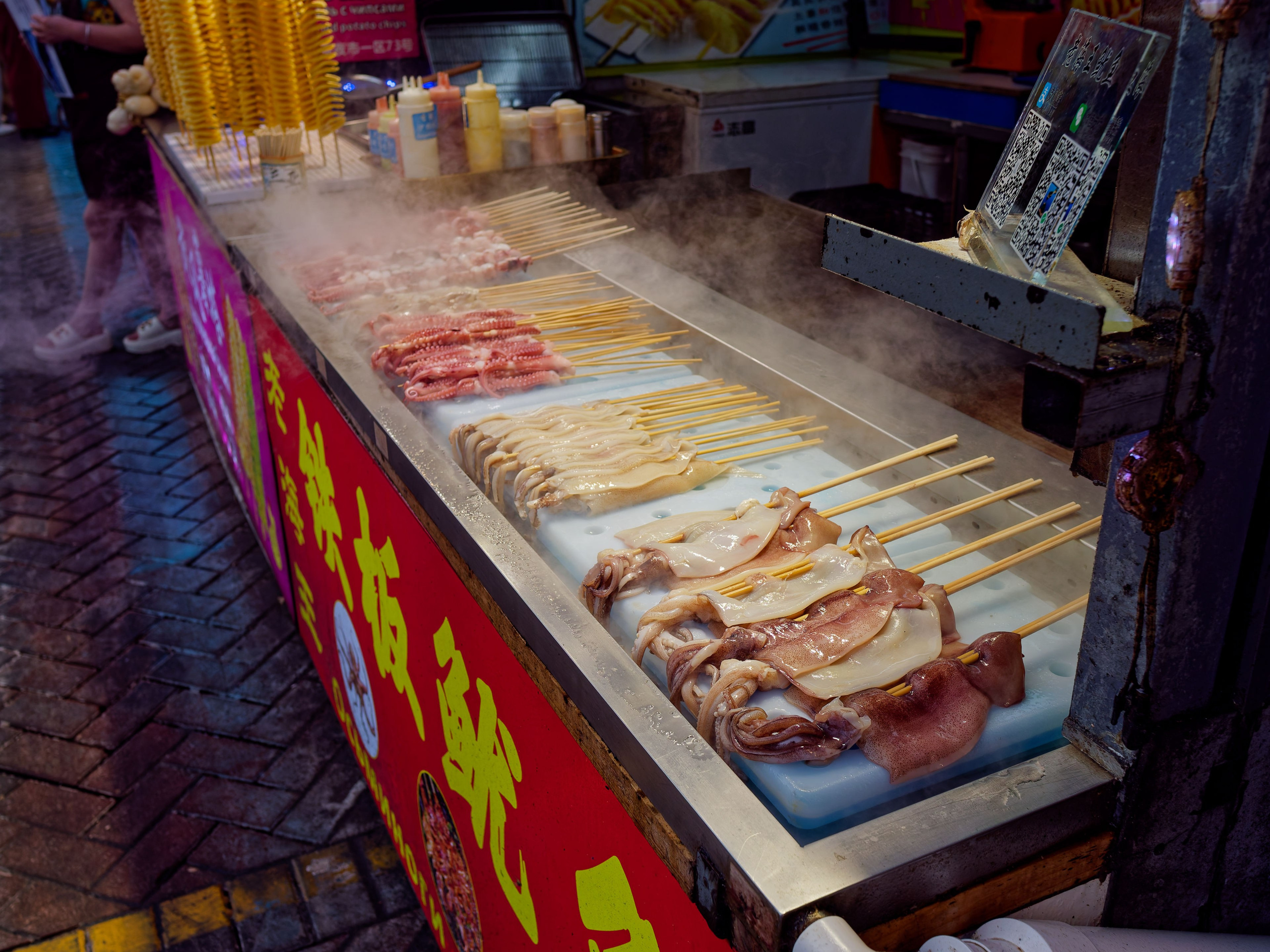 Хайнань 2026, «Food Street» ночная улица еды в Ялунване. Фотопрогулки по Миру