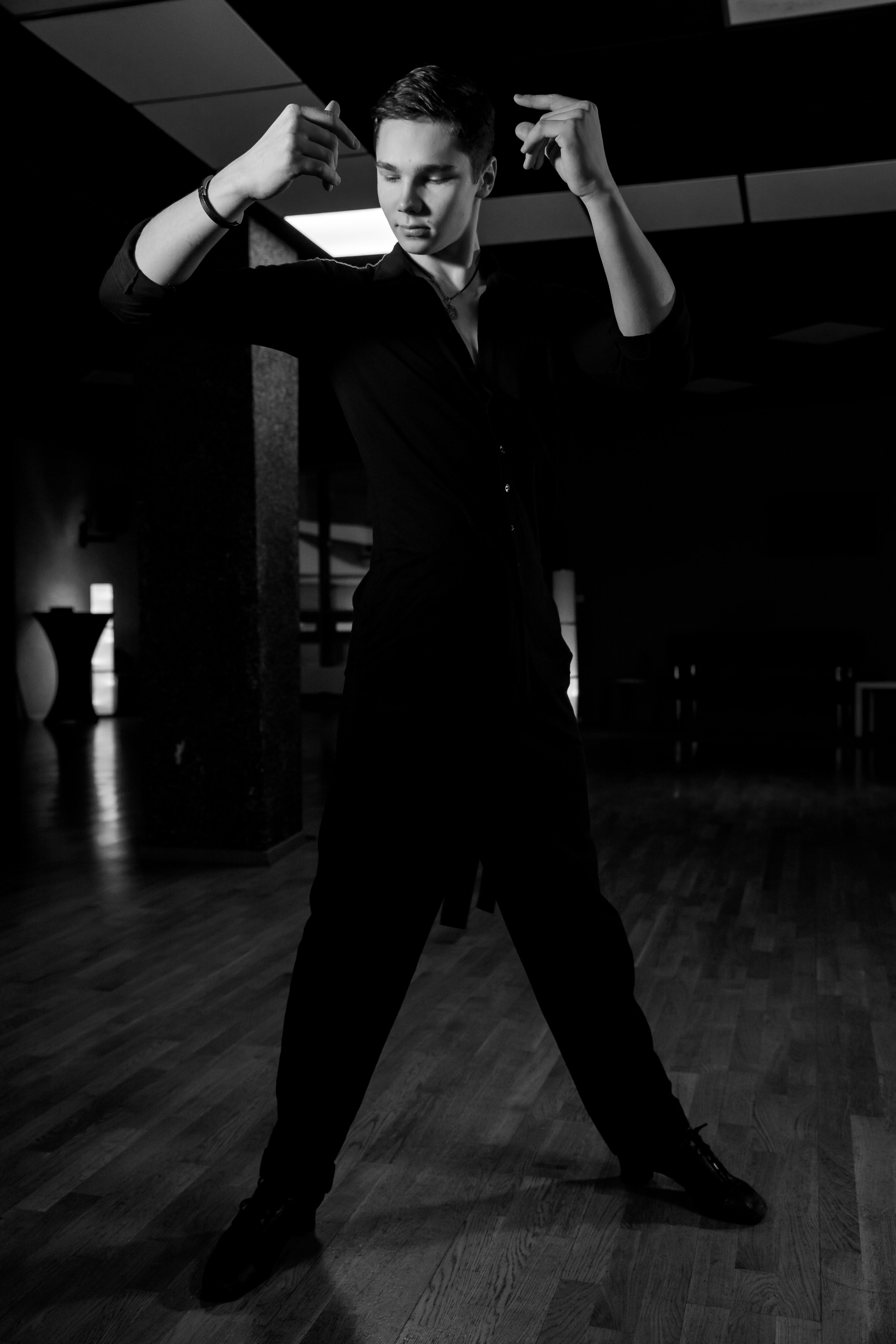 Карина и Илья студия Премьер. Фотограф в Москве Яна Полосина