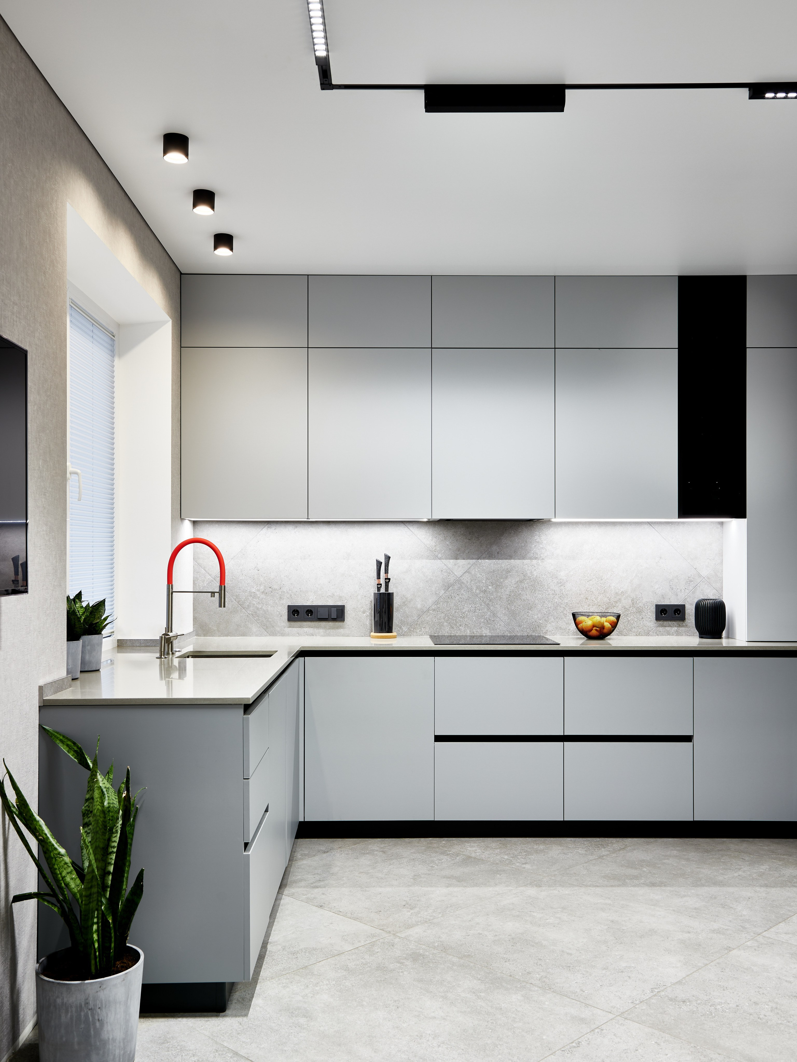 Реализованный проект ателье мебели и гардеробных Dream. Интерьерный фотограф Краснодар. Галина Ладыгина