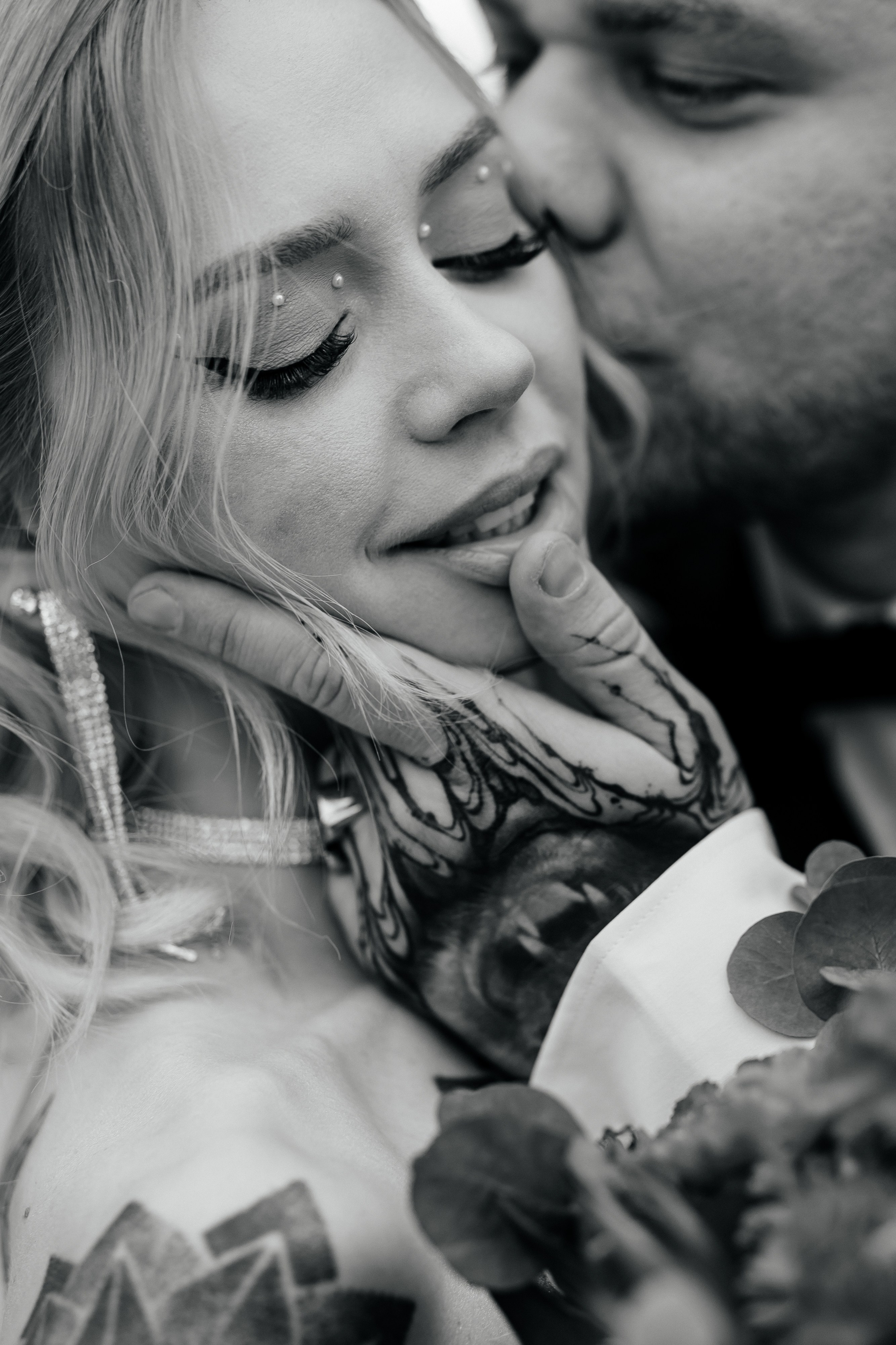 Саша и Таня 2024. Свадебный и портретный фотограф Алина Иванова. Екатеринбург-Москва