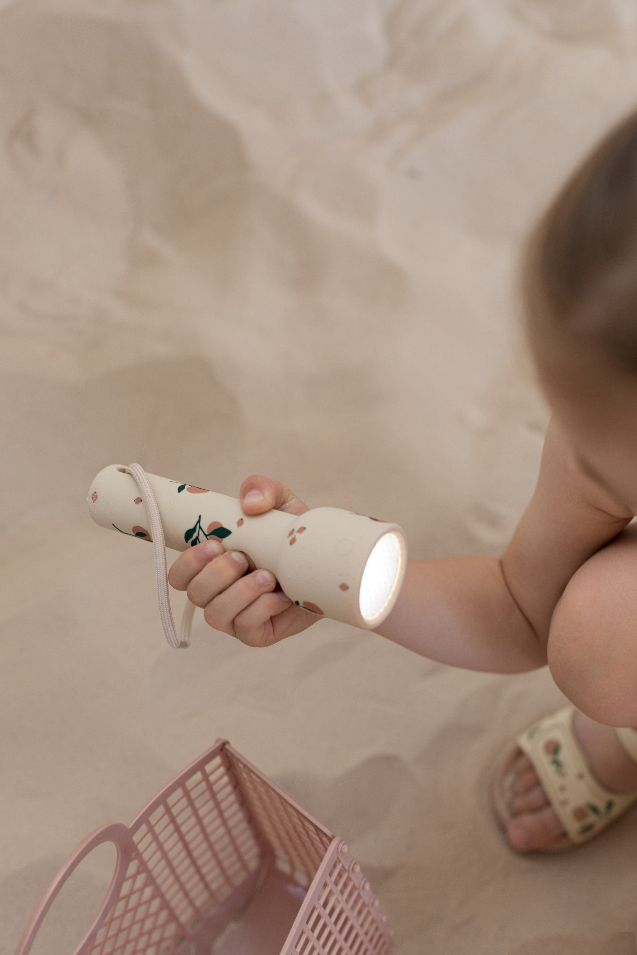 Фотосессия в песке для детского бренда. Детский и контент фотограф Надя Волкова Санкт-Петербург